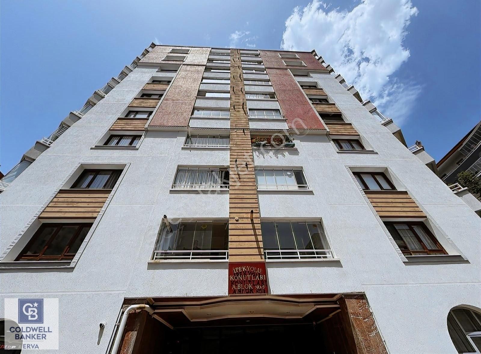 Çukurambar 4+1 İş Yerine Uygun Kapalı Otoparklı Boş Daire