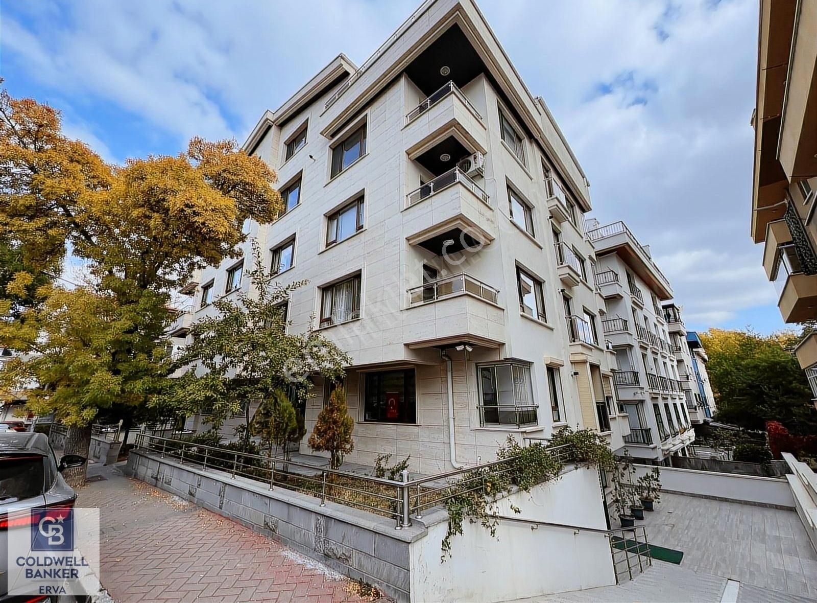 Bahçelievler 7.cad Paraleli Full Yapılı Eşyalı Satılık 3+1 Daire