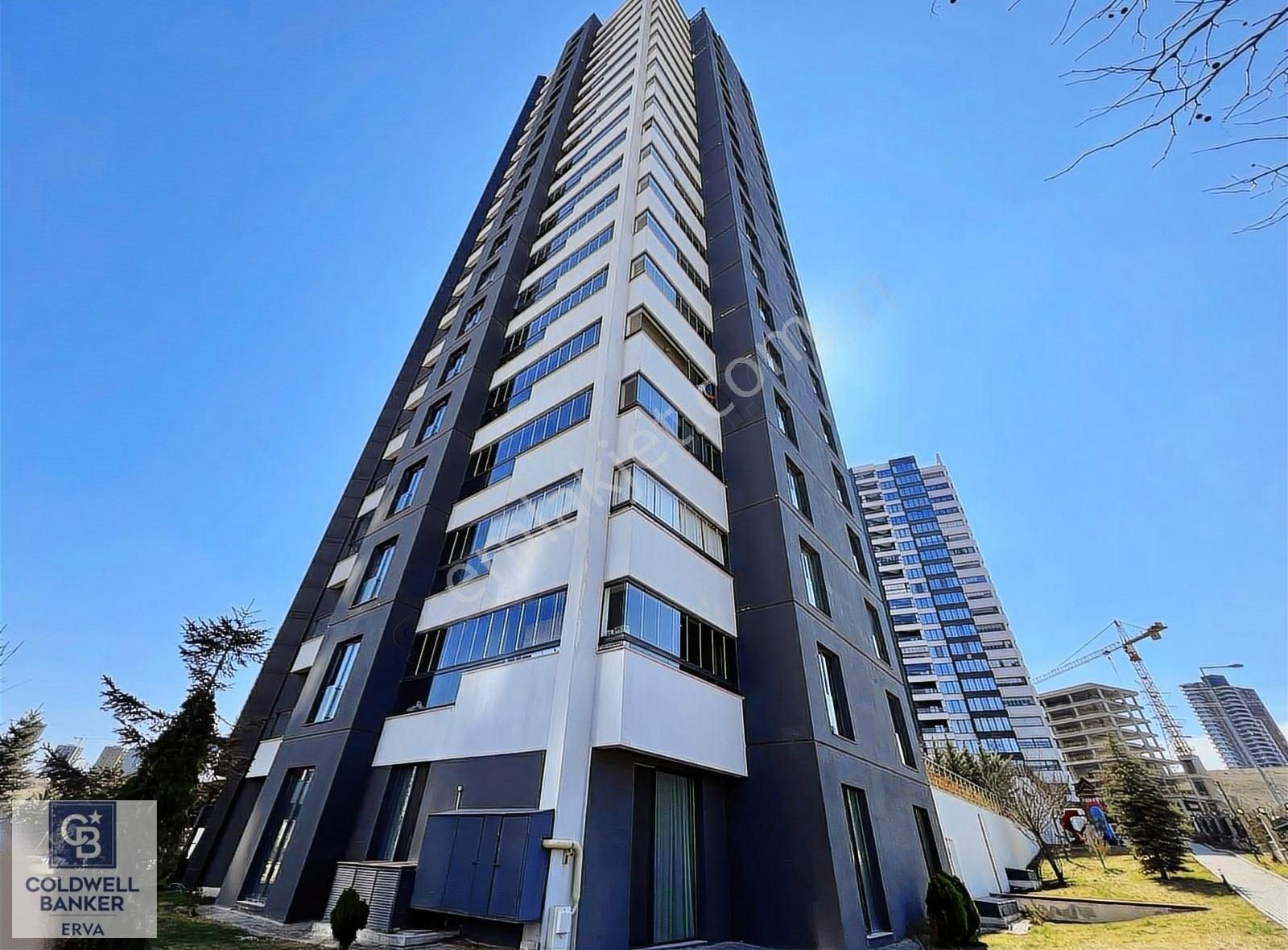 Beytepe Park Tepe Evlerinde Satılık 4+1 Daire