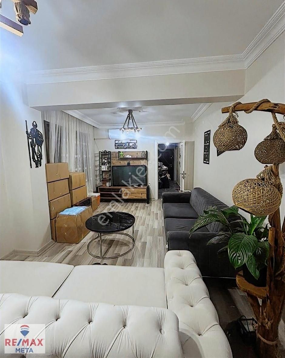 Avcılar Denizköşkleri Mahallesinde Satılık 2+1 Daire