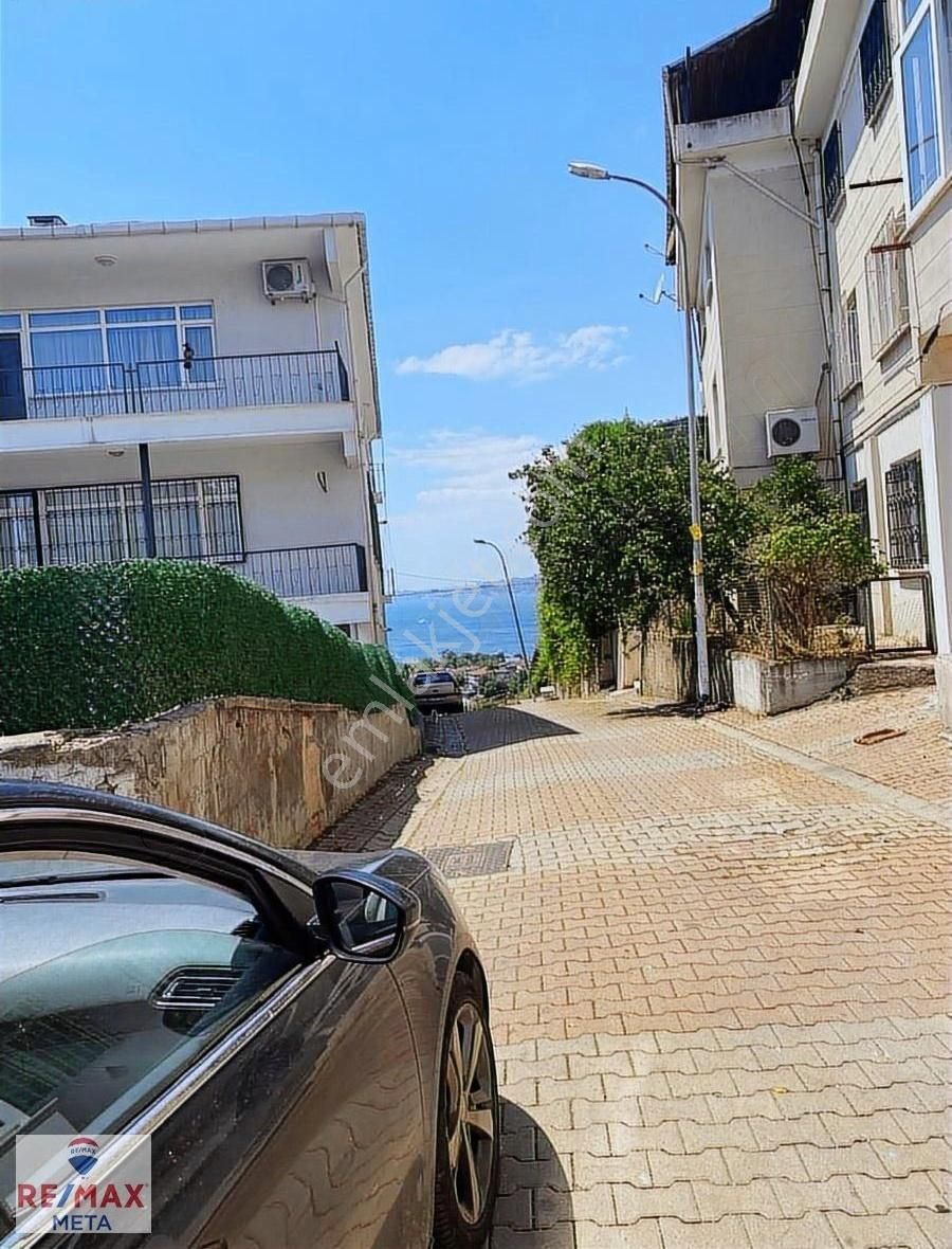 Üsküdar Çengelköy'de Boğaz Manzaralı Yatırımlık Hisseli Arsa