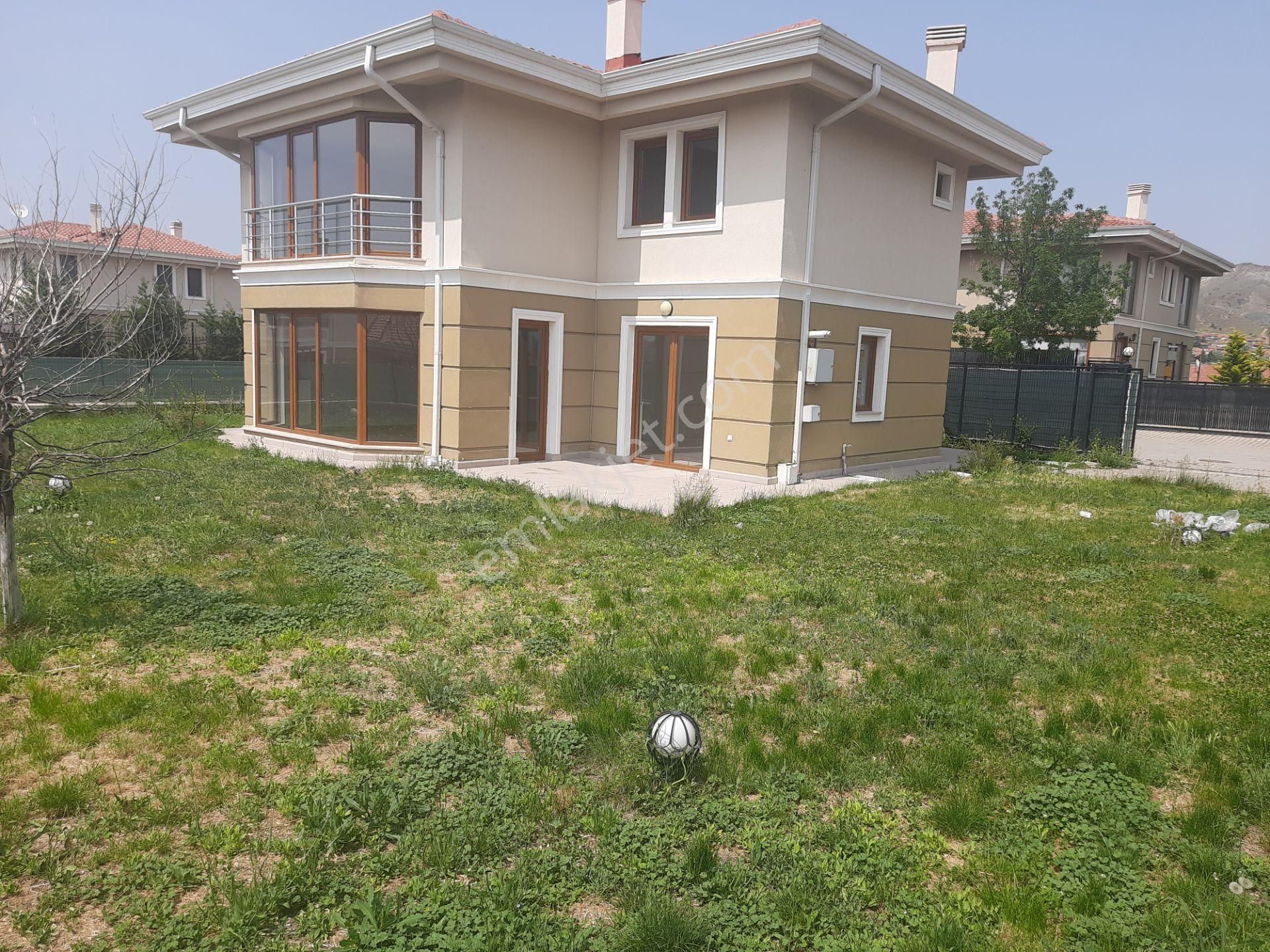 Mebuskent Site Satılık Villa Ufuk Manzara Tepe Hazır Peyzaj Güvenlik Müstakil Bahçe Ahmet Memiş