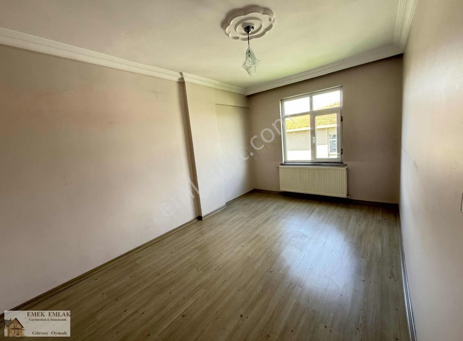 Sefaköy İnönü Mahallesi Kiralık 3 + 1 5 Kat