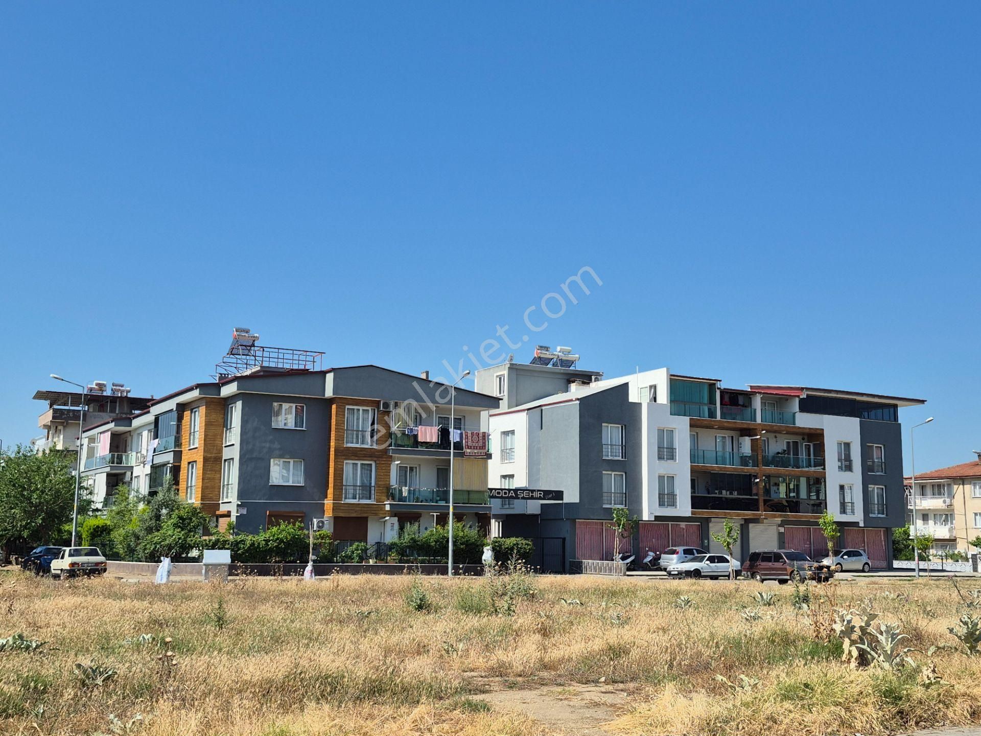 Şirinevler Mah.'de Site İçinde Zemin Kat 2+1 Satılık Sıfır Daire
