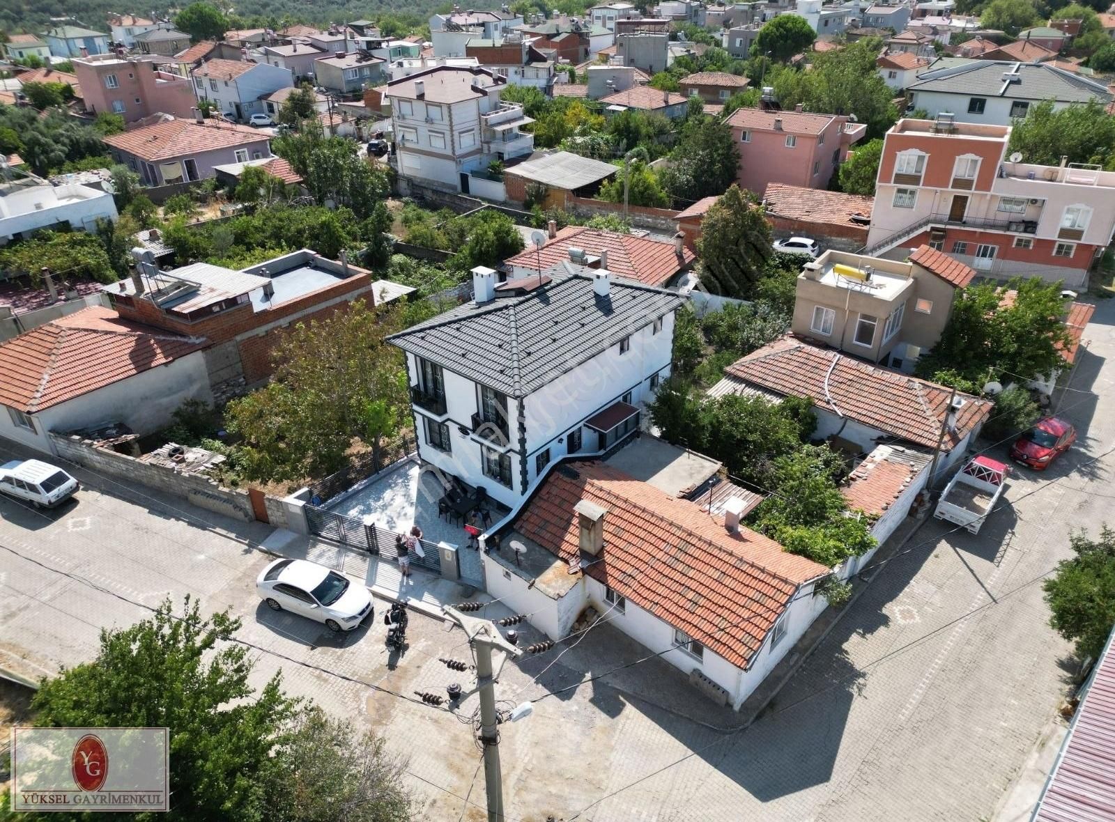 Yükselden Kızılkeçili Köyünde Benzersiz Bahçeli 5+2 Villa