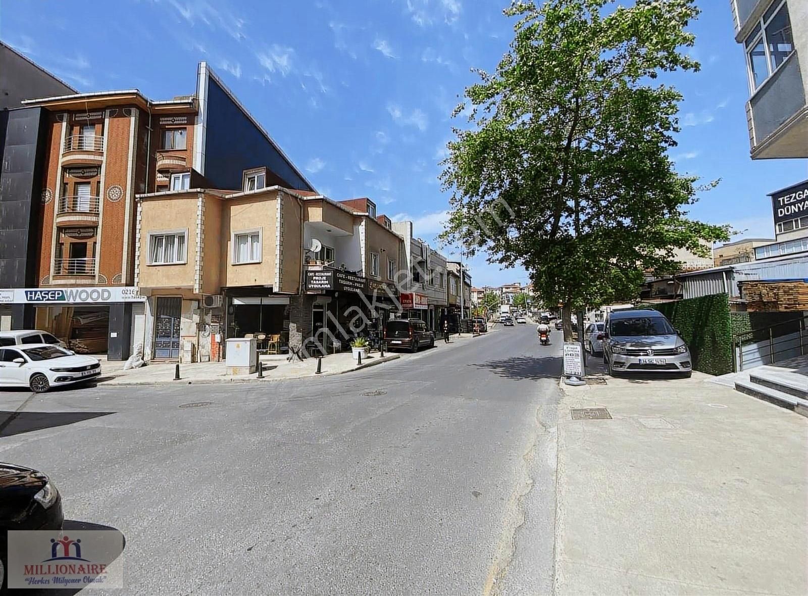 Yukarı Dudullu Nato Yoluna Yakın 2,5 Katlı Bina-ofis-işyeri