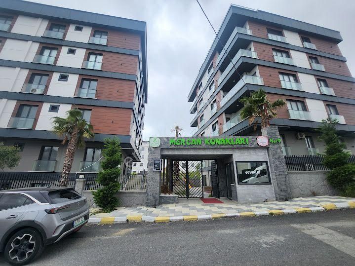 Beylikdüzü Dereağızında Mercan Konaklarında Sıfır Satılık Boş 3+1 150m2 Daire
