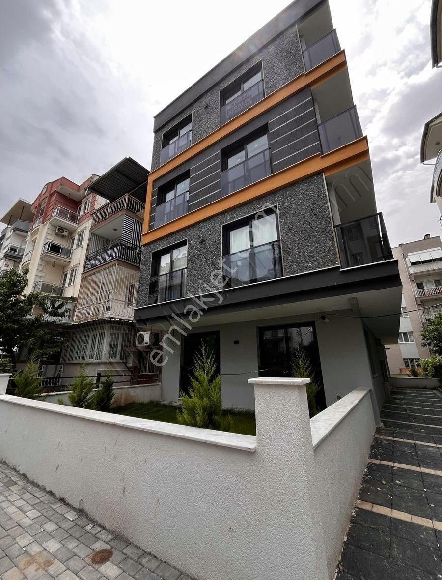 Girne Mh. Bahçe Kullanım Alanlı 1+1 Dairemiz Satılıktır