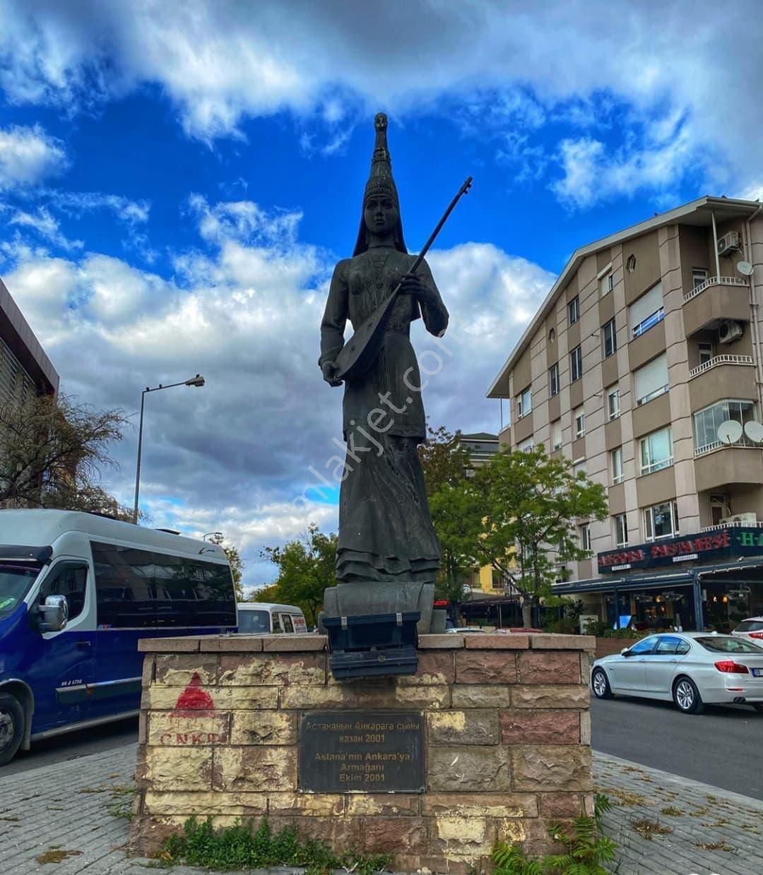 Bahçelievler'de İşlek Cadde Üzerinde Kurumsal Devren Kiralık İşletme Hoşcan Emlak'tan