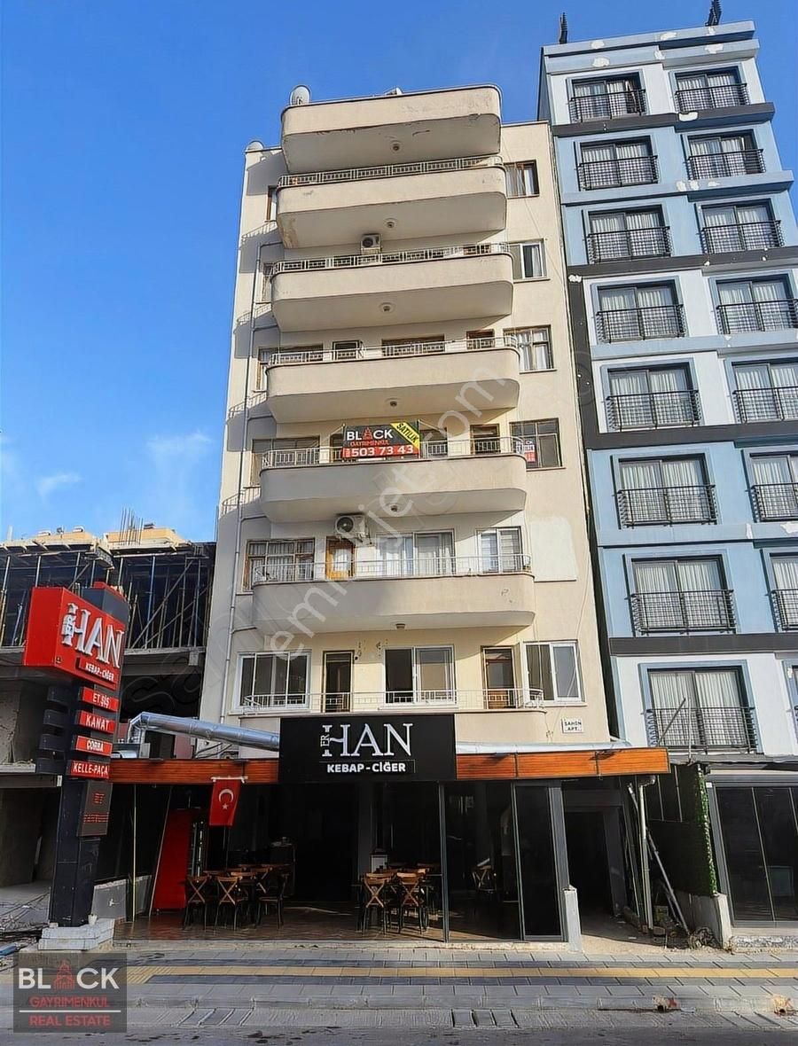 Black'ten D-400 Üzerinde Bağımsız Mutfak 3+1 Satılık Daire