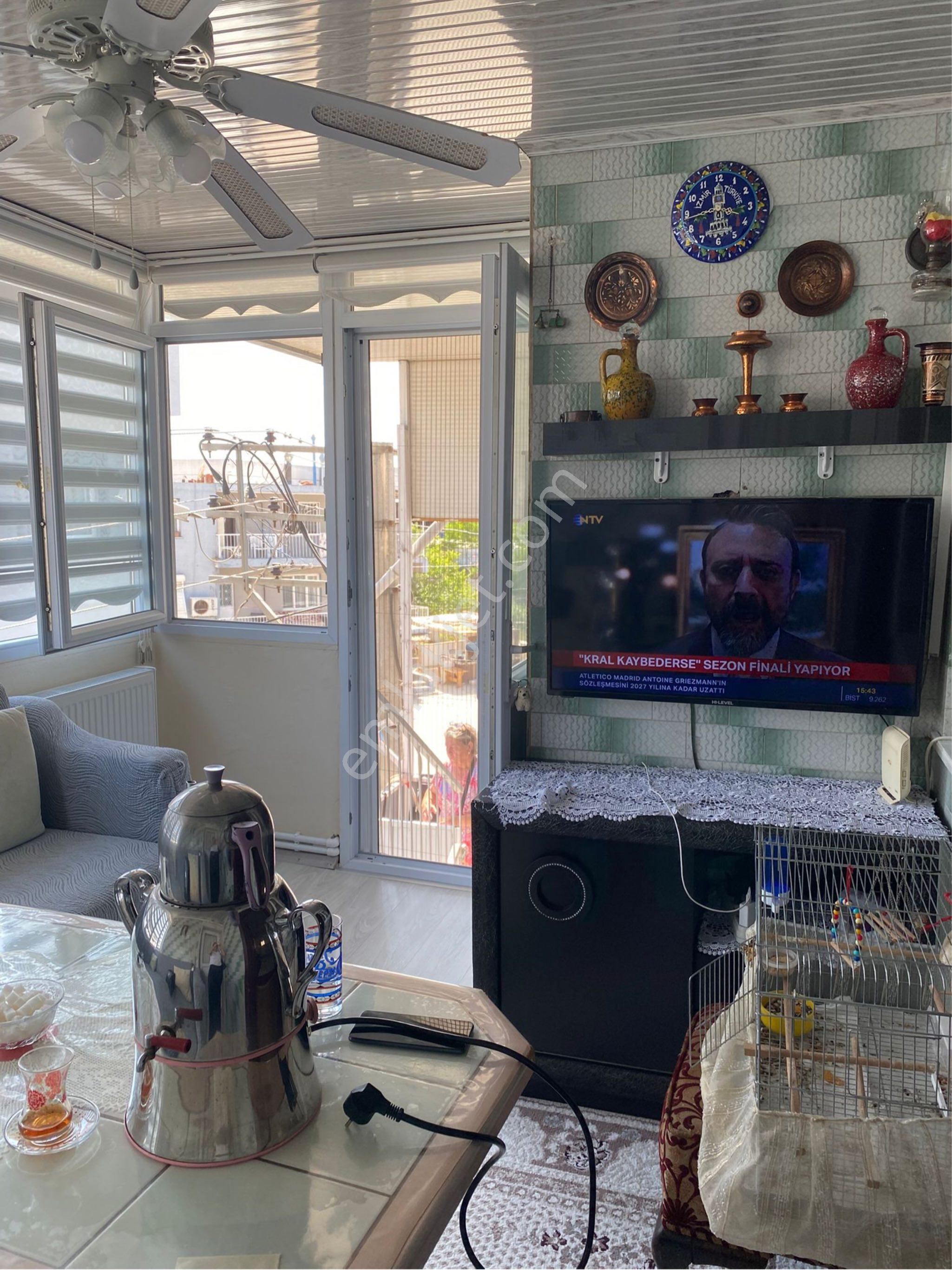 Küçük Çiğli’de Komple Satılık 3 Katılı Bakımlı Bina - Görsel 11