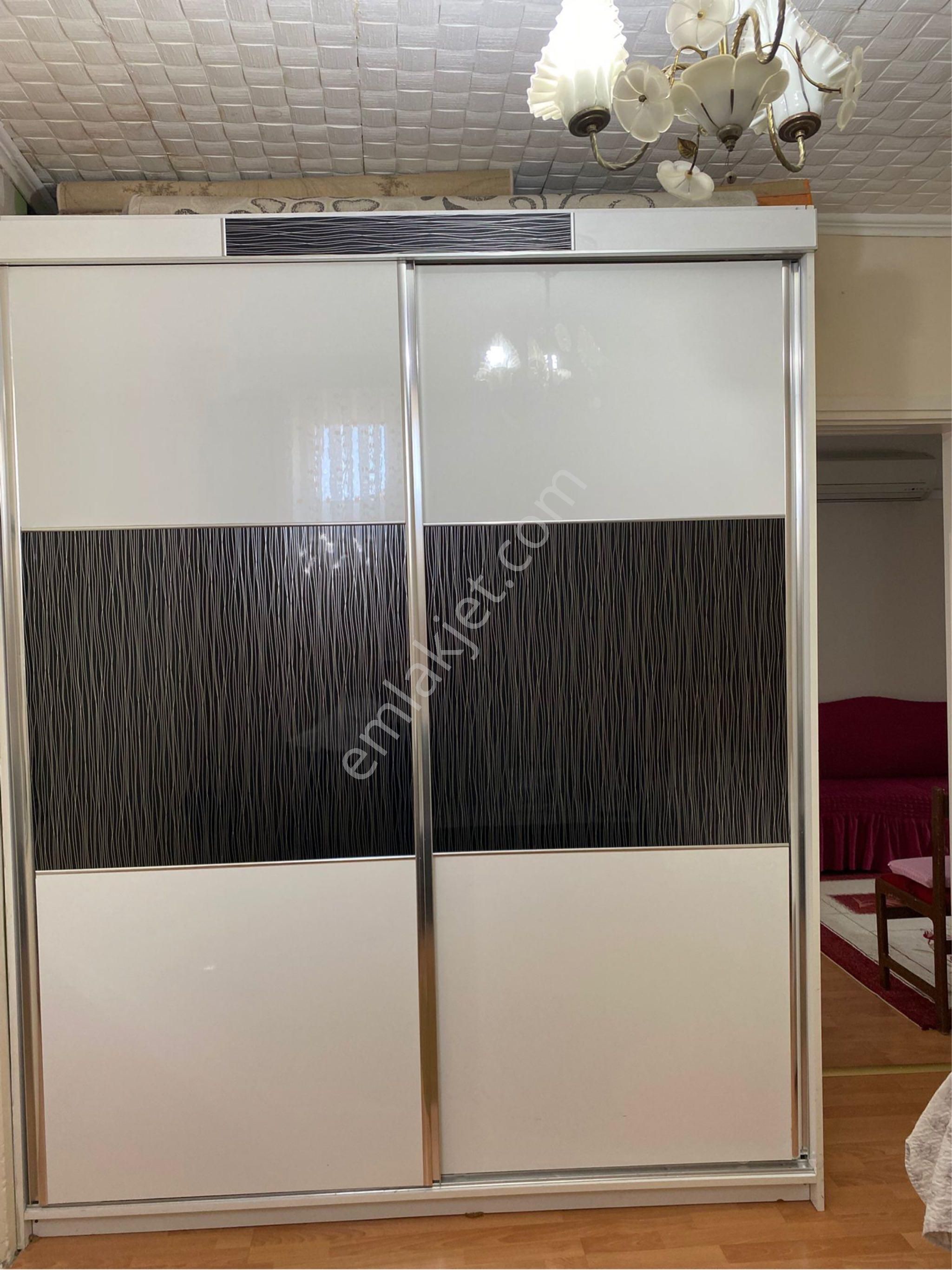 Küçük Çiğli’de Komple Satılık 3 Katılı Bakımlı Bina - Görsel 21