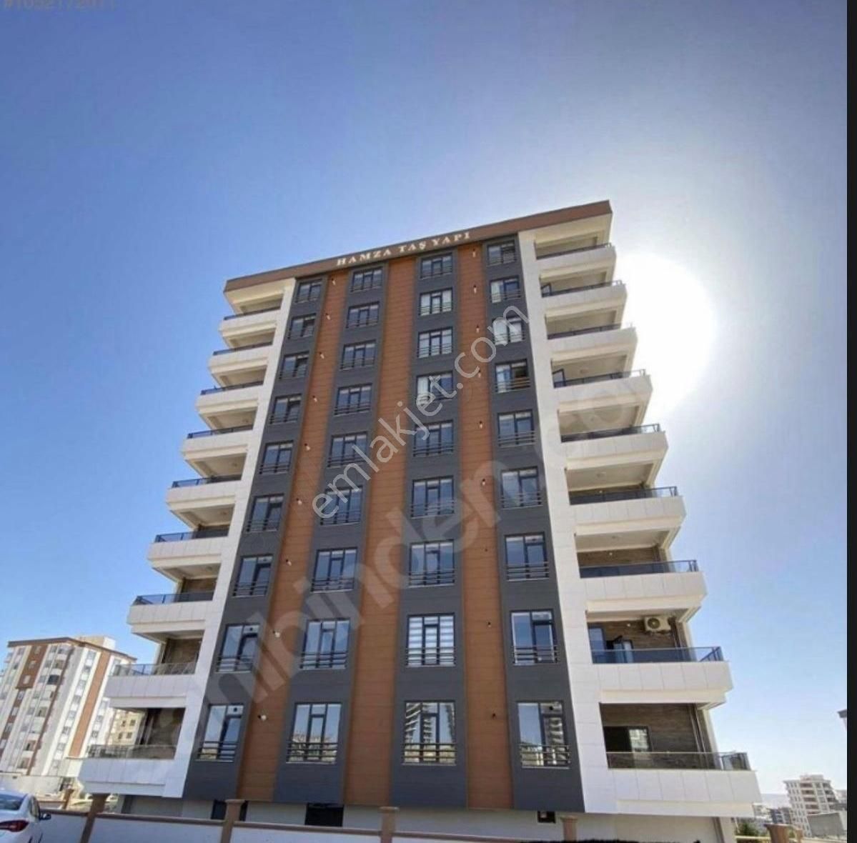Doğukent Güzelşehir Tarafı 3+1 Arakat Lüks Geniş Satılık Daire