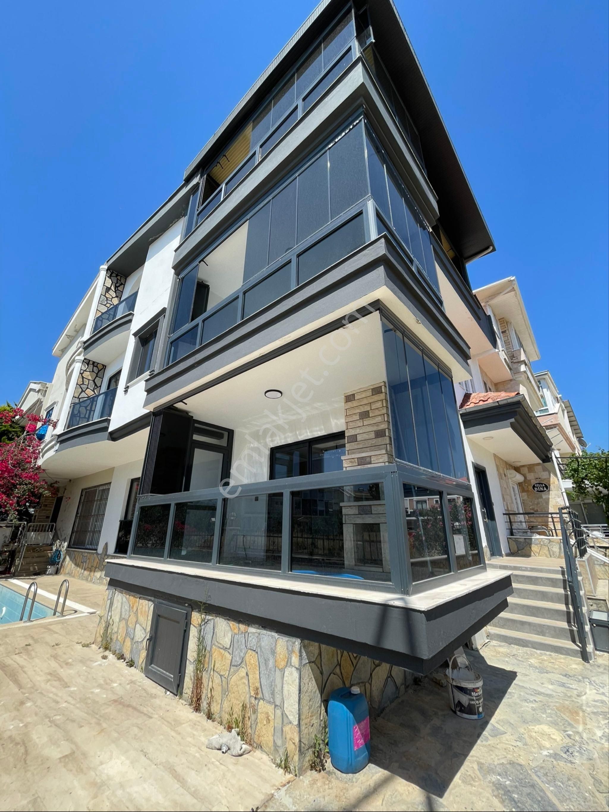 Didim Efeler Mahallesi’nin En Uygun Ve En Kullanışlı 4 + 1 Ön Cephe Villası