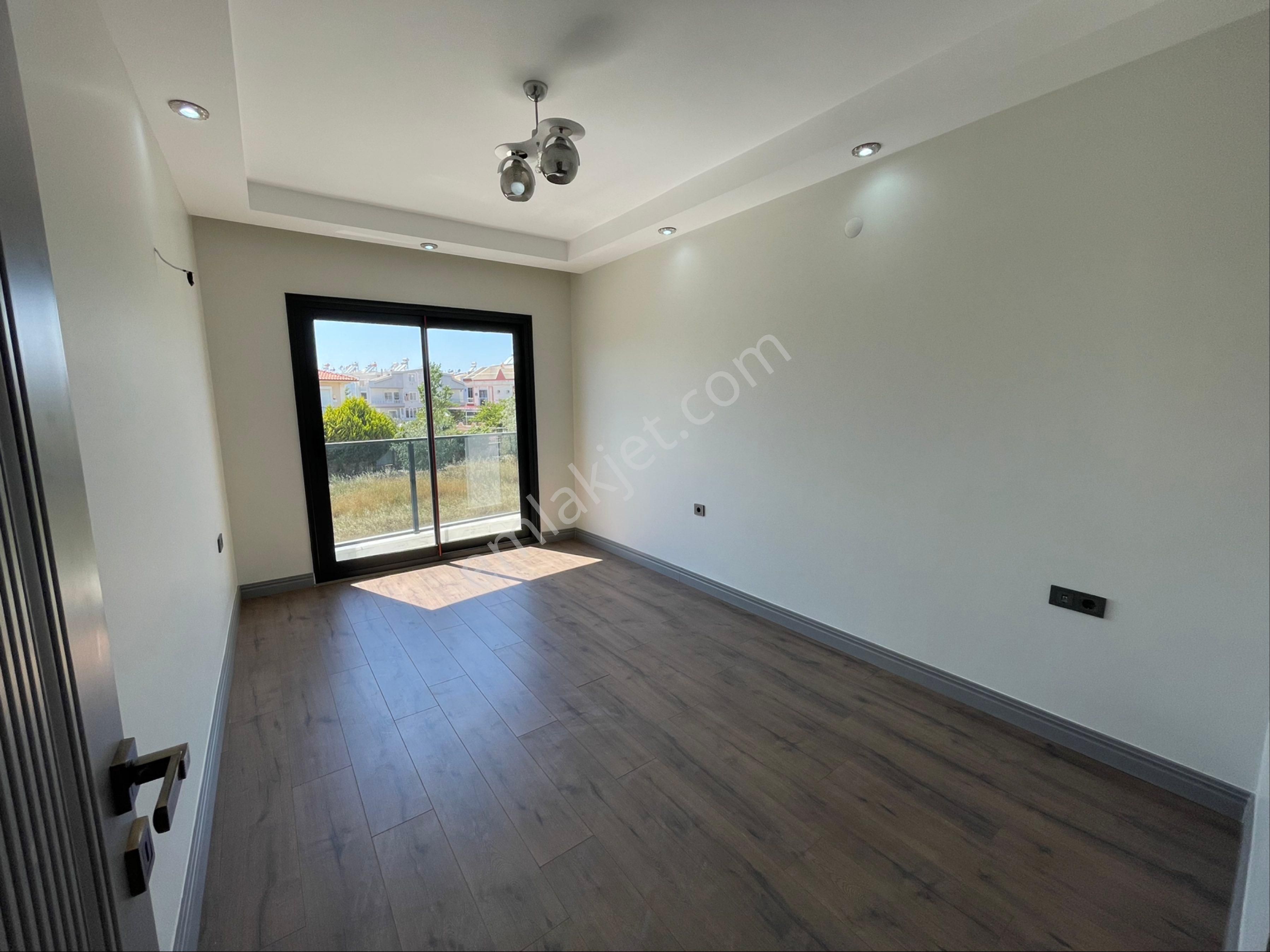 Didim Efeler Mahallesi’nin En Uygun Ve En Kullanışlı 4 + 1 Ön Cephe Villası - Görsel 13