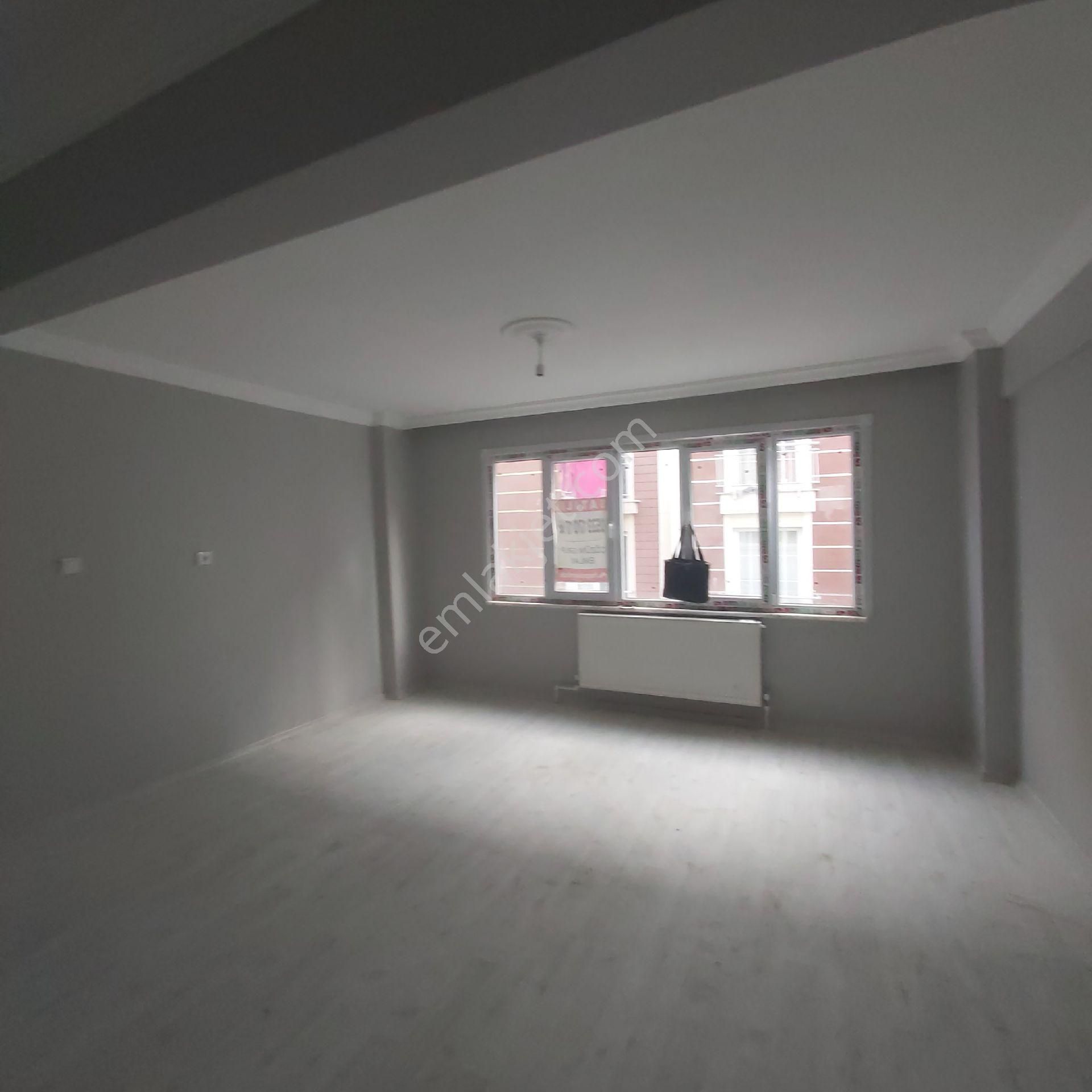 Beyoğlu Kasımpaşa Camikebir Kızılay Meydanında İçi Sıfırlanmış 2+1 Daire 107m2 Katmulkiyetli