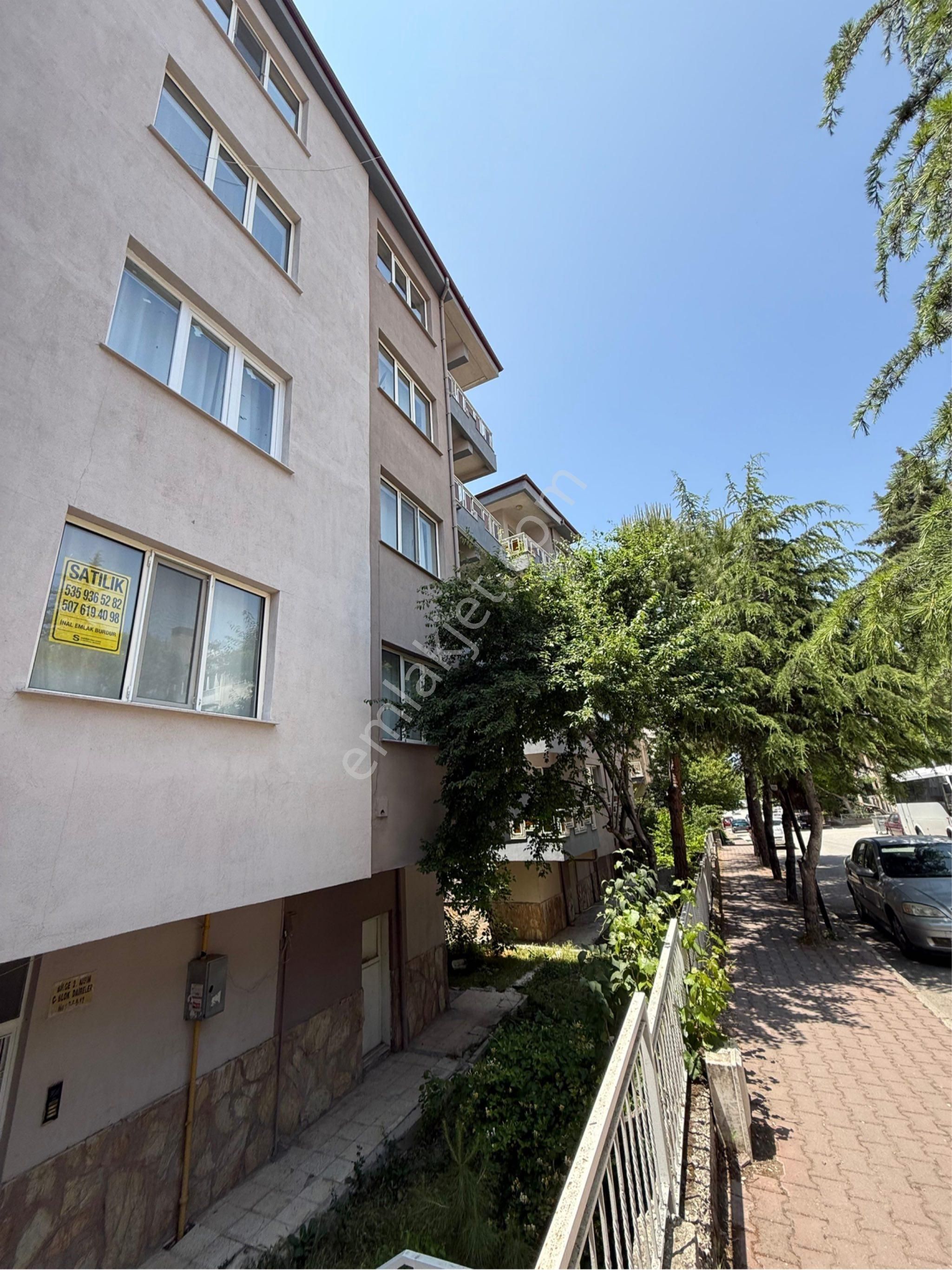 İnal Emlaktan Diş Hekimliği Fakültesi Yanında Satılık 3+1 130 M2 Daire