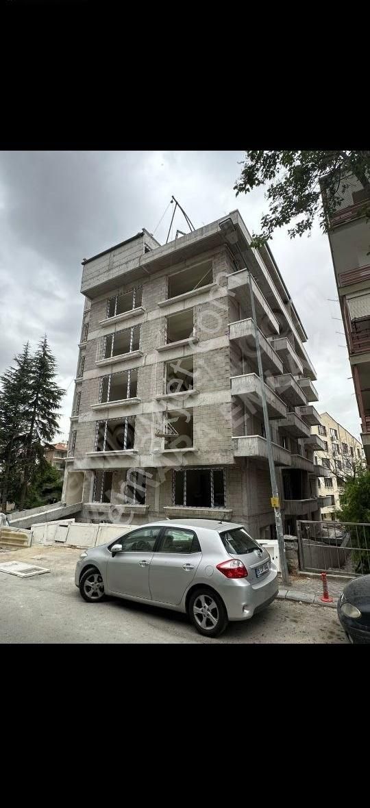 Ankara Emlaktan Esatta 2.katta 2+1 Satılık Daire