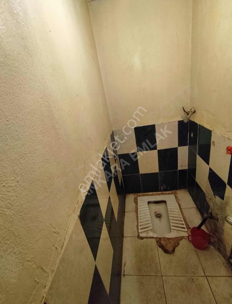 Ankara Emlak'tan Ziya Oralay Caddesi Takasa Açık Satılık Dükkan - Görsel 7