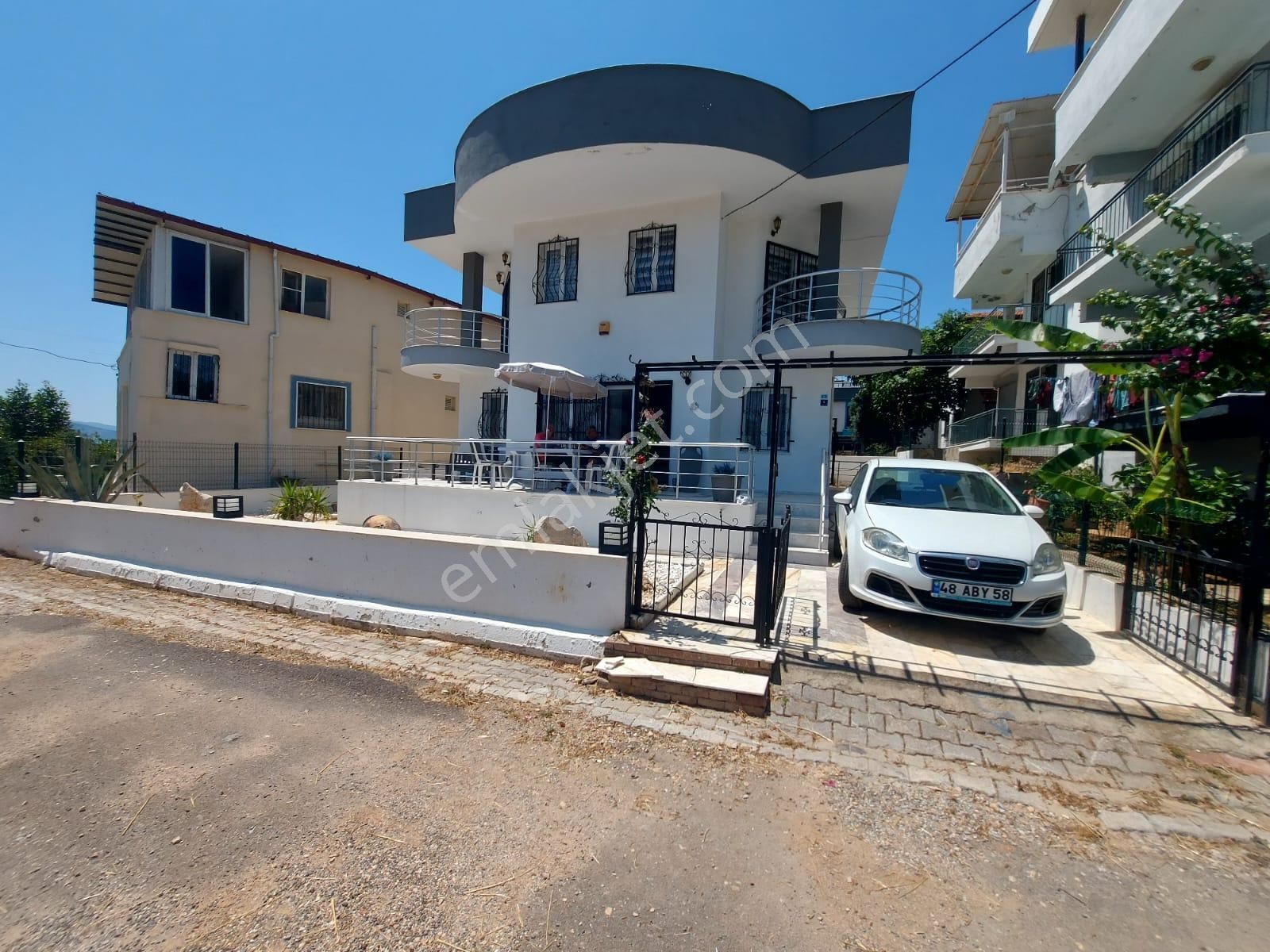 Deniz Manzaralı Muhteşem Tam Müstakil 3+1 Villa