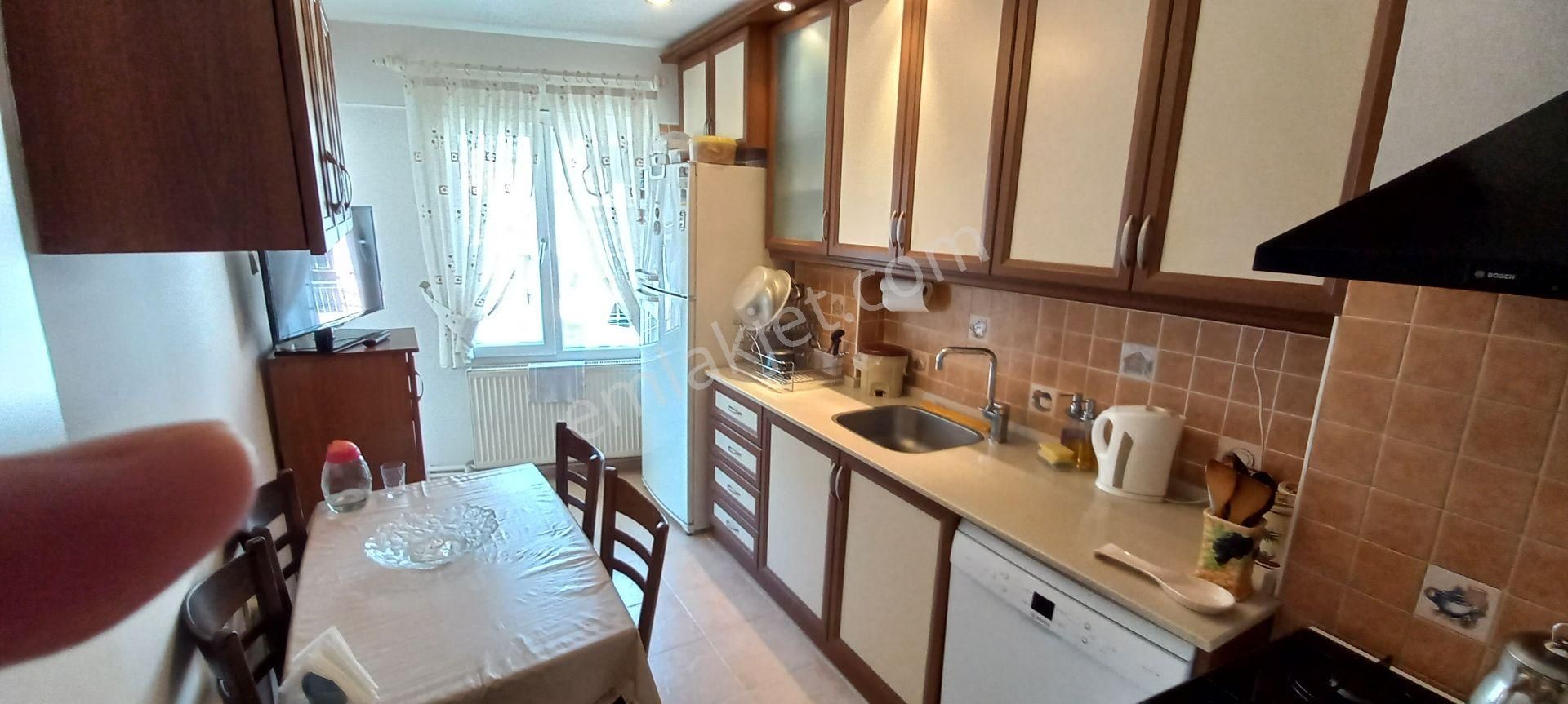 Hatay' Da Satılık 3cepheli Bakımlı Daire