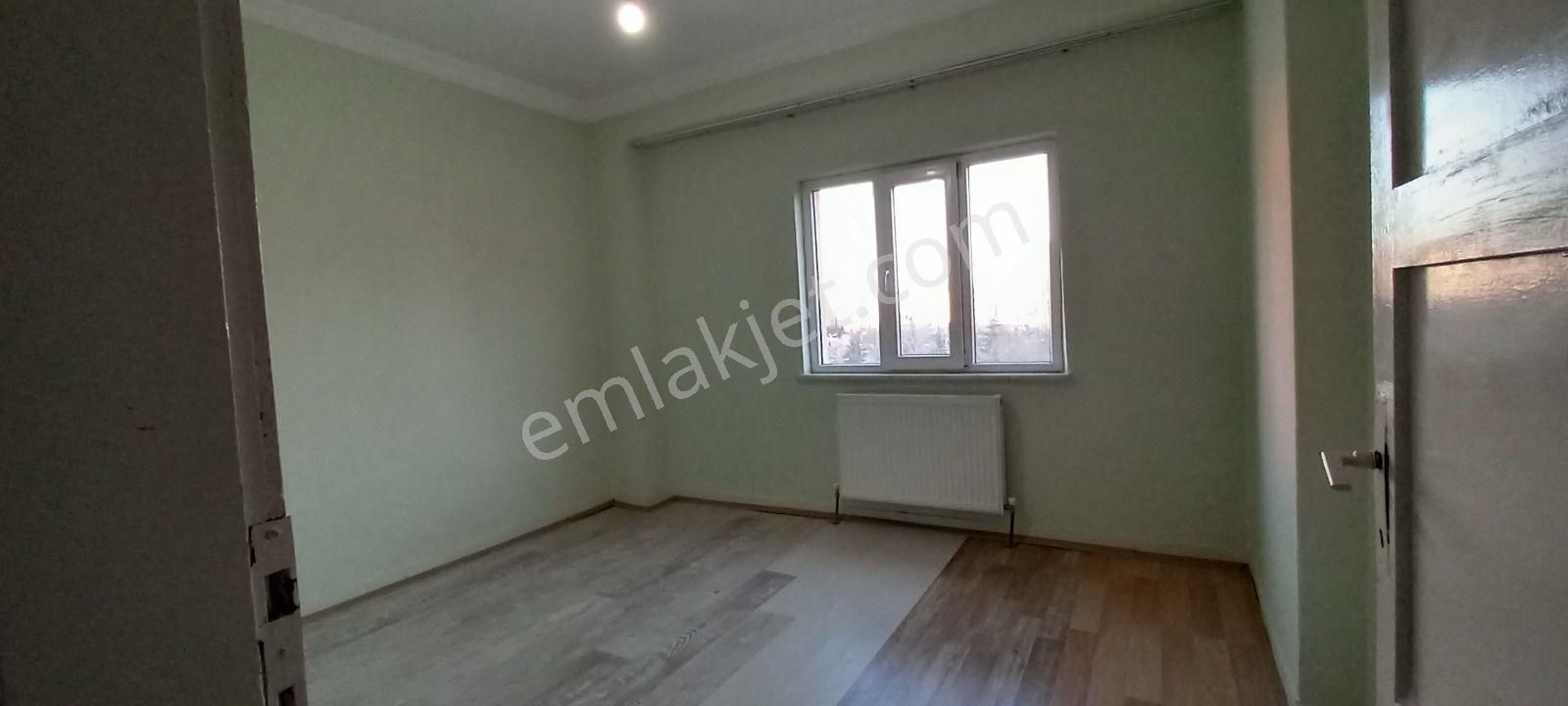 Belsin 30 Ağustosta Satılık 3+1 Kısa Süreli Fiyat