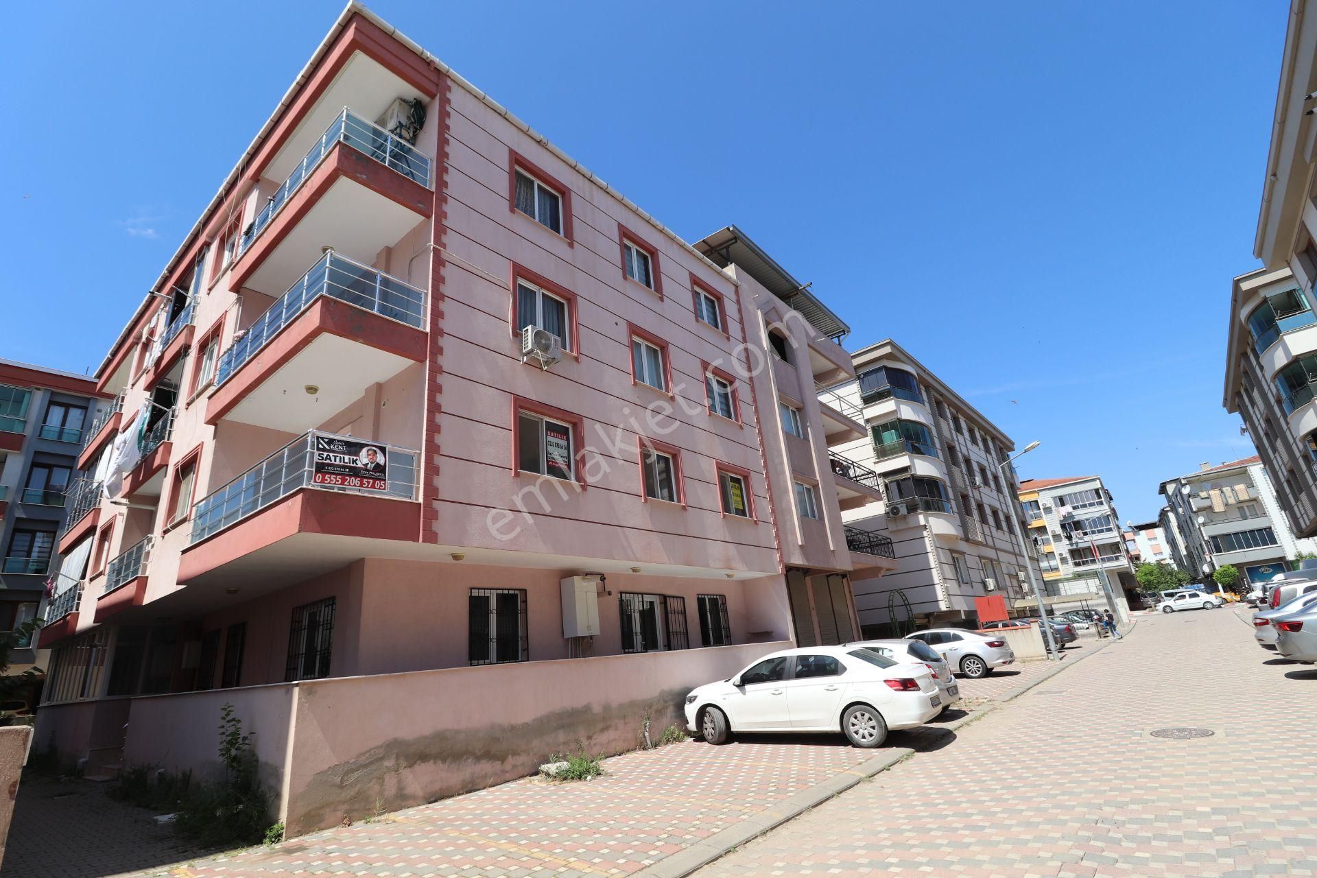 Kemalpaşa Satılık 3+1 Daire 125 M2 Arakat Ebeveyn Banyolu