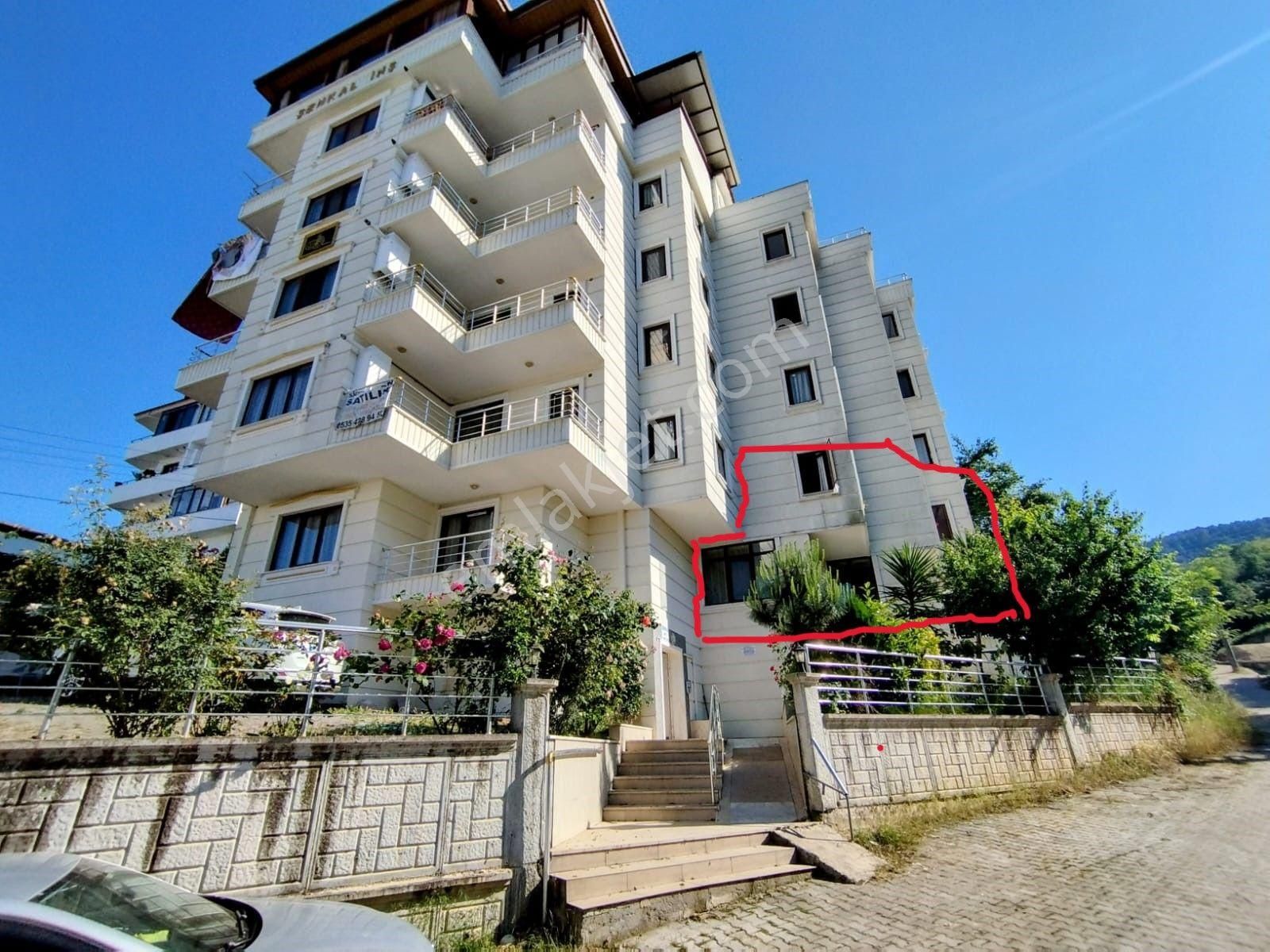 Turyap'tan; Çınarcık'ta, Deniz Manzaralı , Satılık 4+1 Dublex Daire