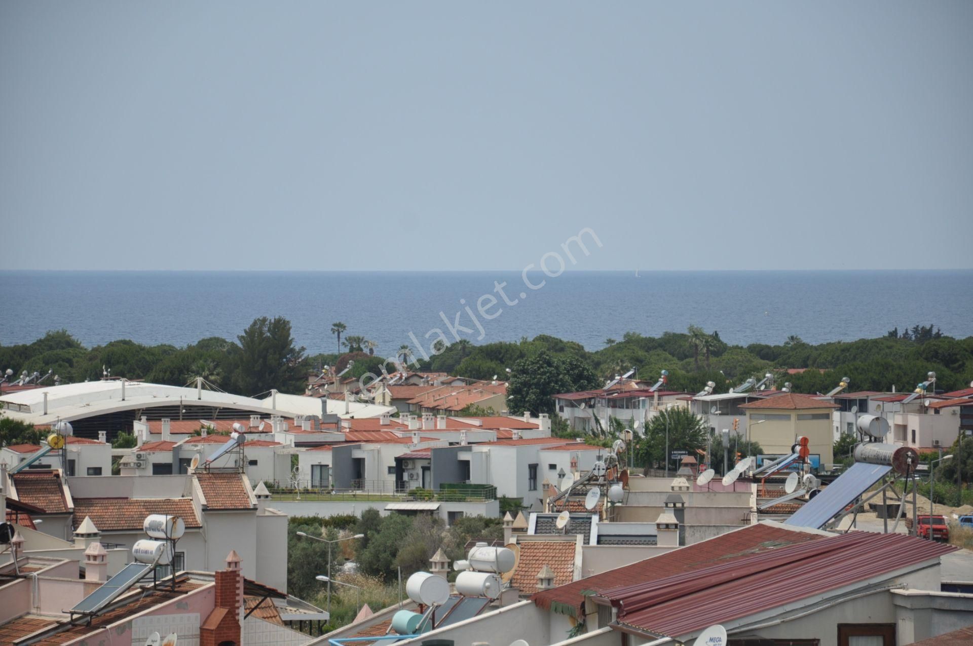 Kuşadası Soğucak Mahallesinde Deniz Ve Doğa Manzaralı 3+2 Müstakil Villa