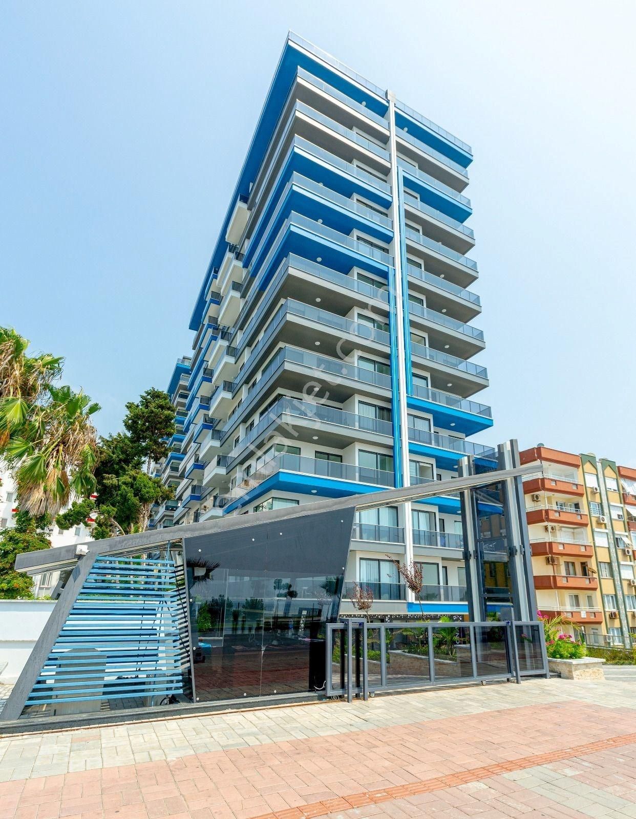 Alanya Mahmutlar Denize Sıfır 2+1 Lüks Satılık Daire Full Manzaralı