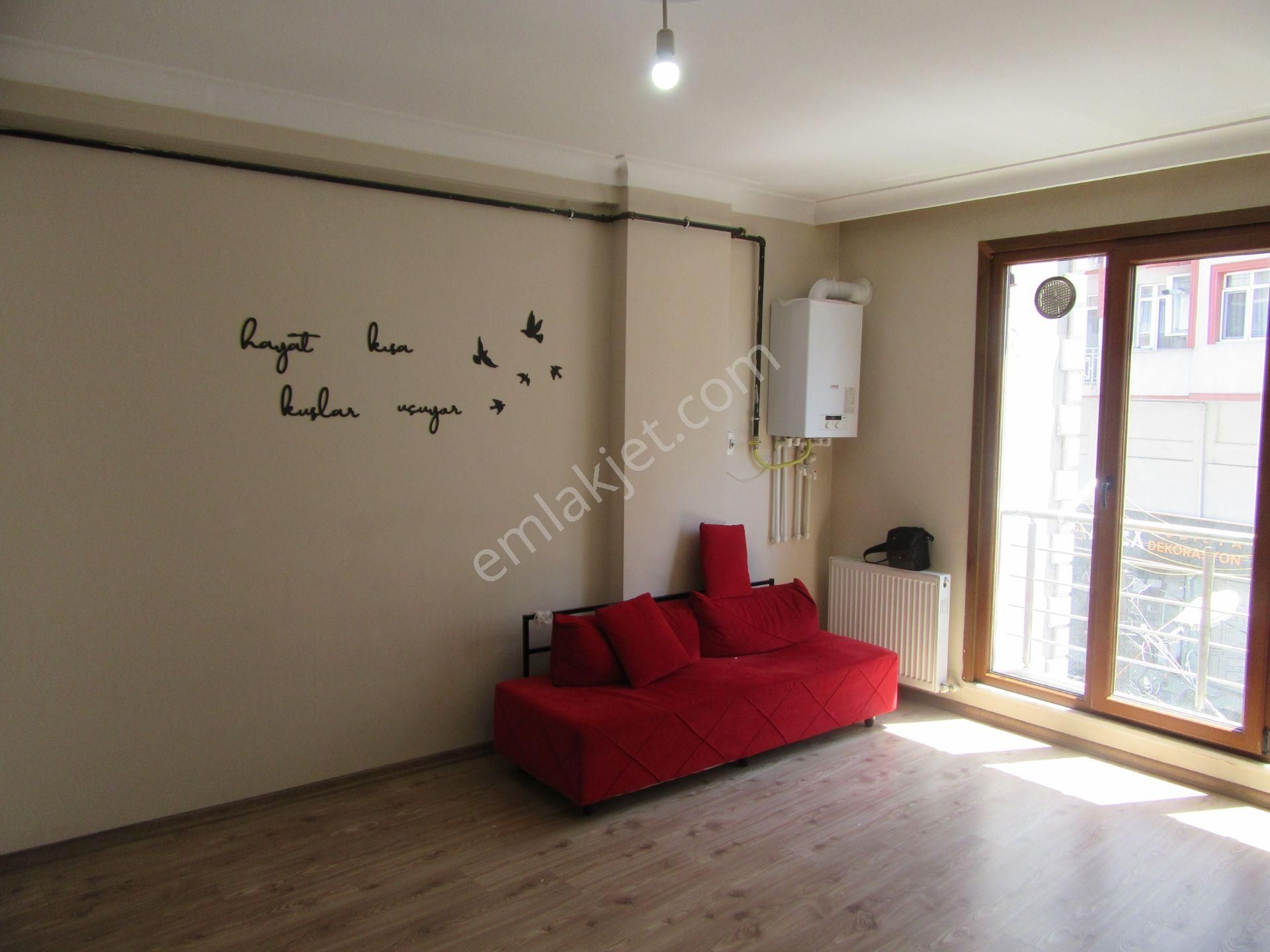4.levent Çeliktepede 1+1 60m2 Cadde Üstü Kiralık Daire