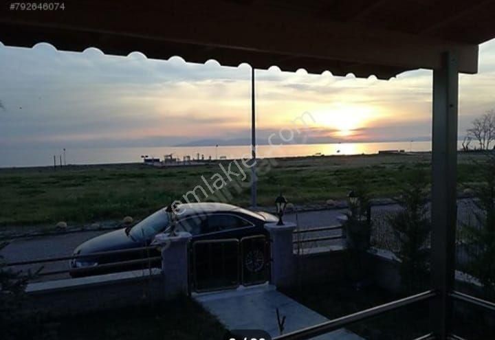 Denize Sıfır 5+1 Tripleks Villa Kabakum Bankacılar Sitesinde Dikili Güven Emlaktan - Görsel 34