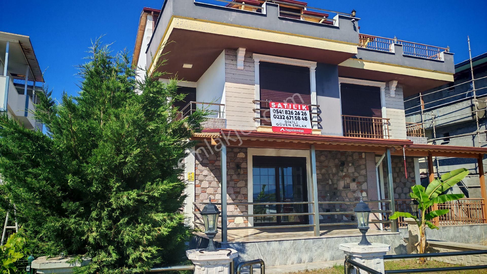 Denize Sıfır 5+1 Tripleks Villa Kabakum Bankacılar Sitesinde Dikili Güven Emlaktan