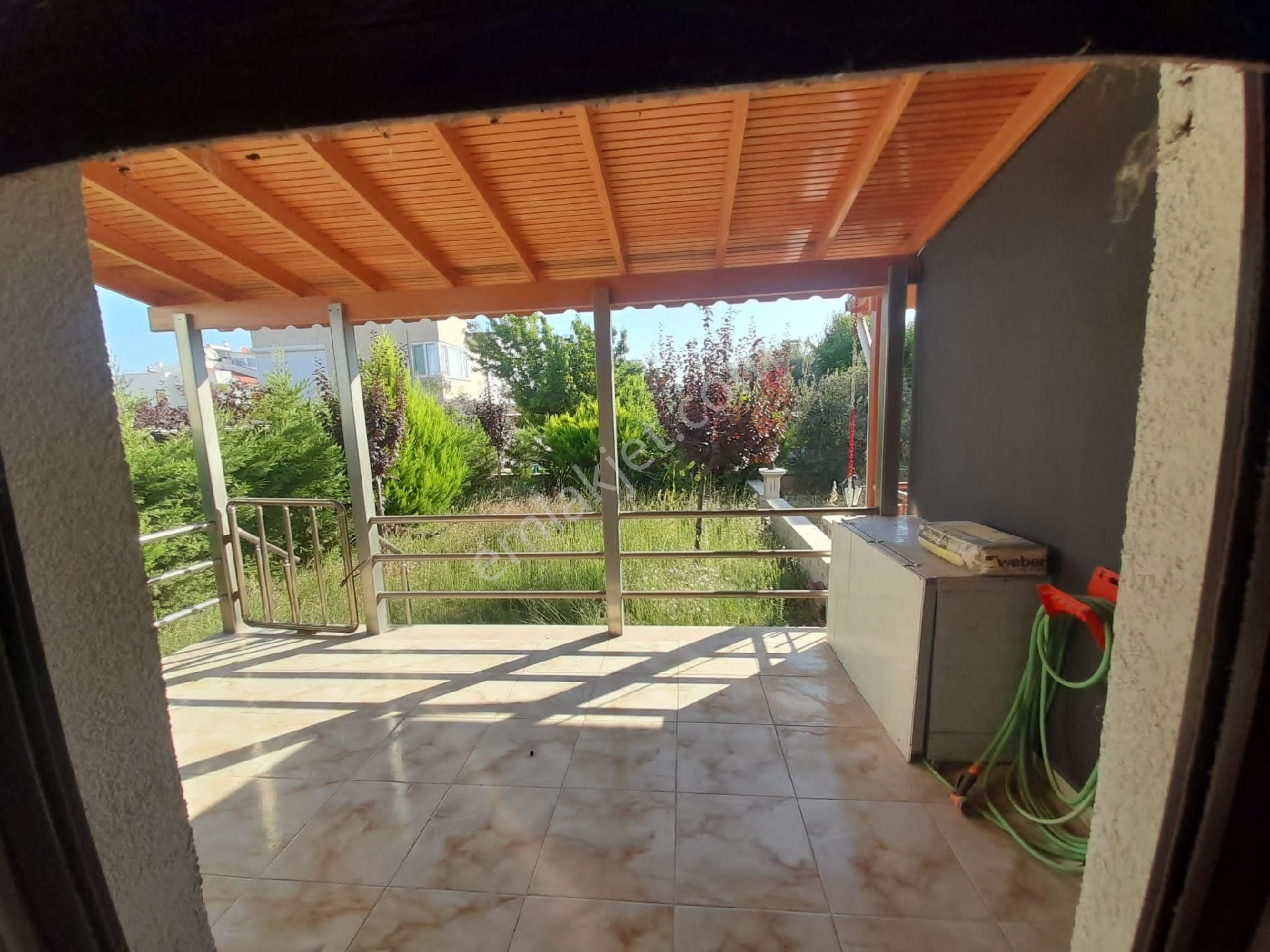 Denize Sıfır 5+1 Tripleks Villa Kabakum Bankacılar Sitesinde Dikili Güven Emlaktan - Görsel 26