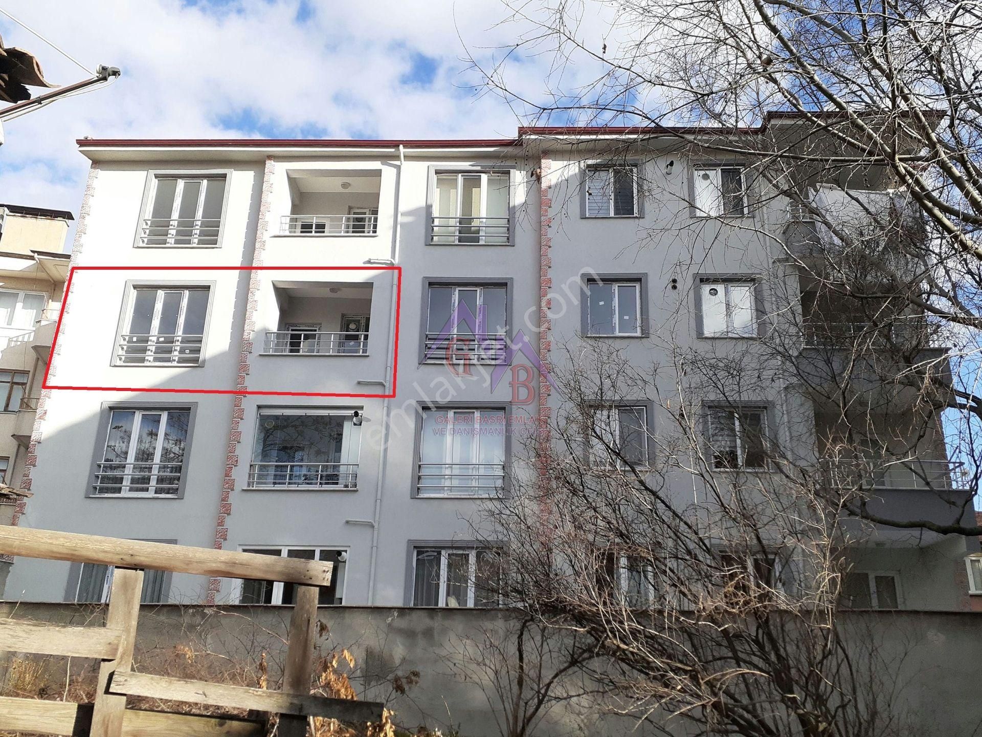 Kastamonu - Tosya Çarşı Merkezde Satılık 2+1 Daire