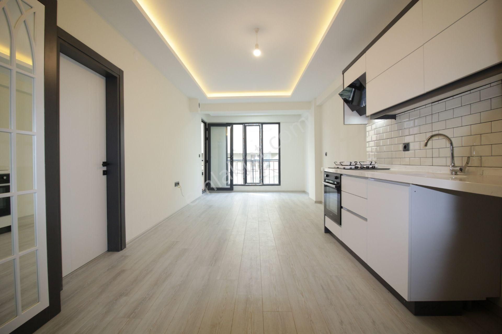Sarıkızda Denize 350 Metre Müstakil Tadında Sıfır 1+1 Lüx Daire