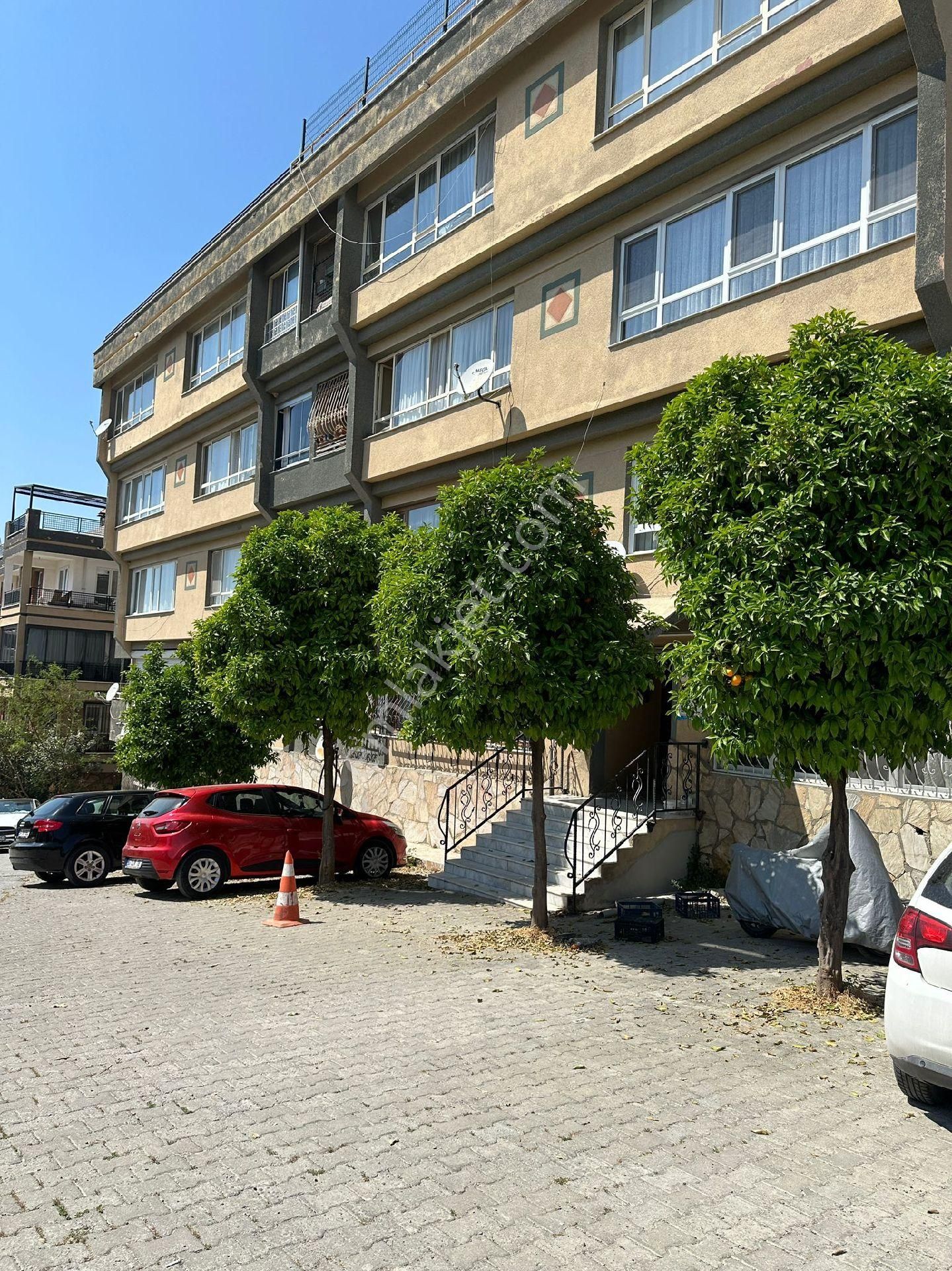 Türkmende Marinaya Yakın,geniş 3+1 Daire,işyeri Yapmaya Uygun