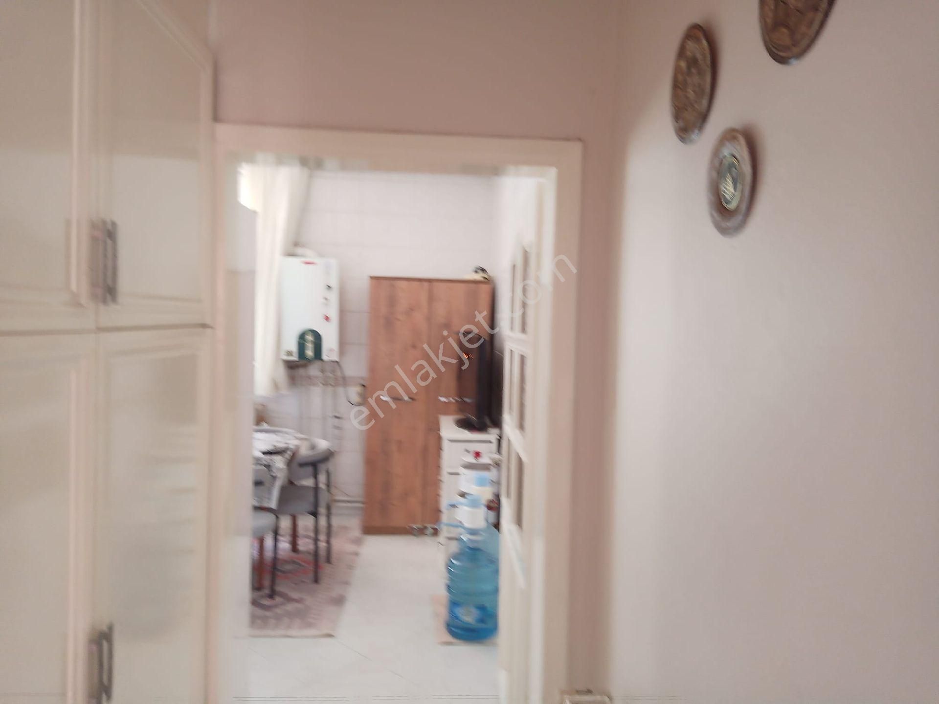 Satılık Beykoz Ortaçeşme Bağüstünde Deniz Manzaralı 3 Katlı Bina - Görsel 8