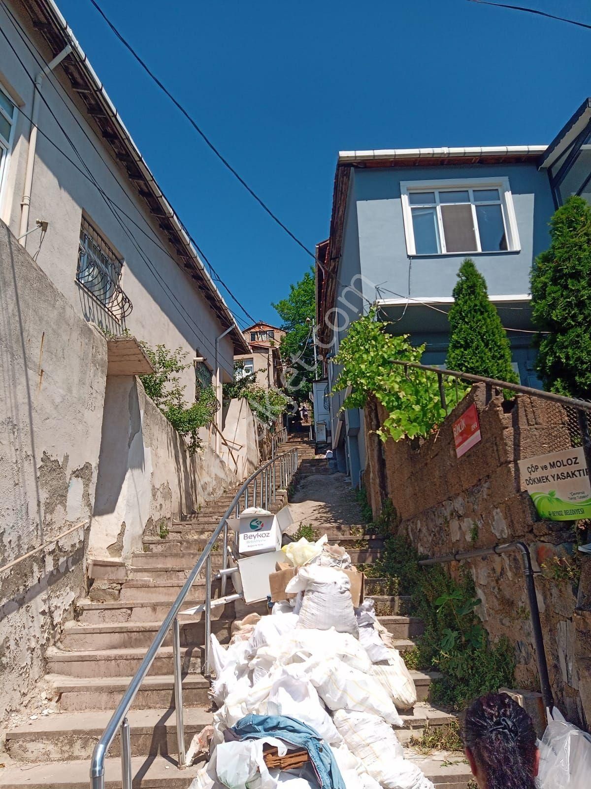 Satılık Beykoz Ortaçeşme Bağüstünde Deniz Manzaralı 3 Katlı Bina - Görsel 19