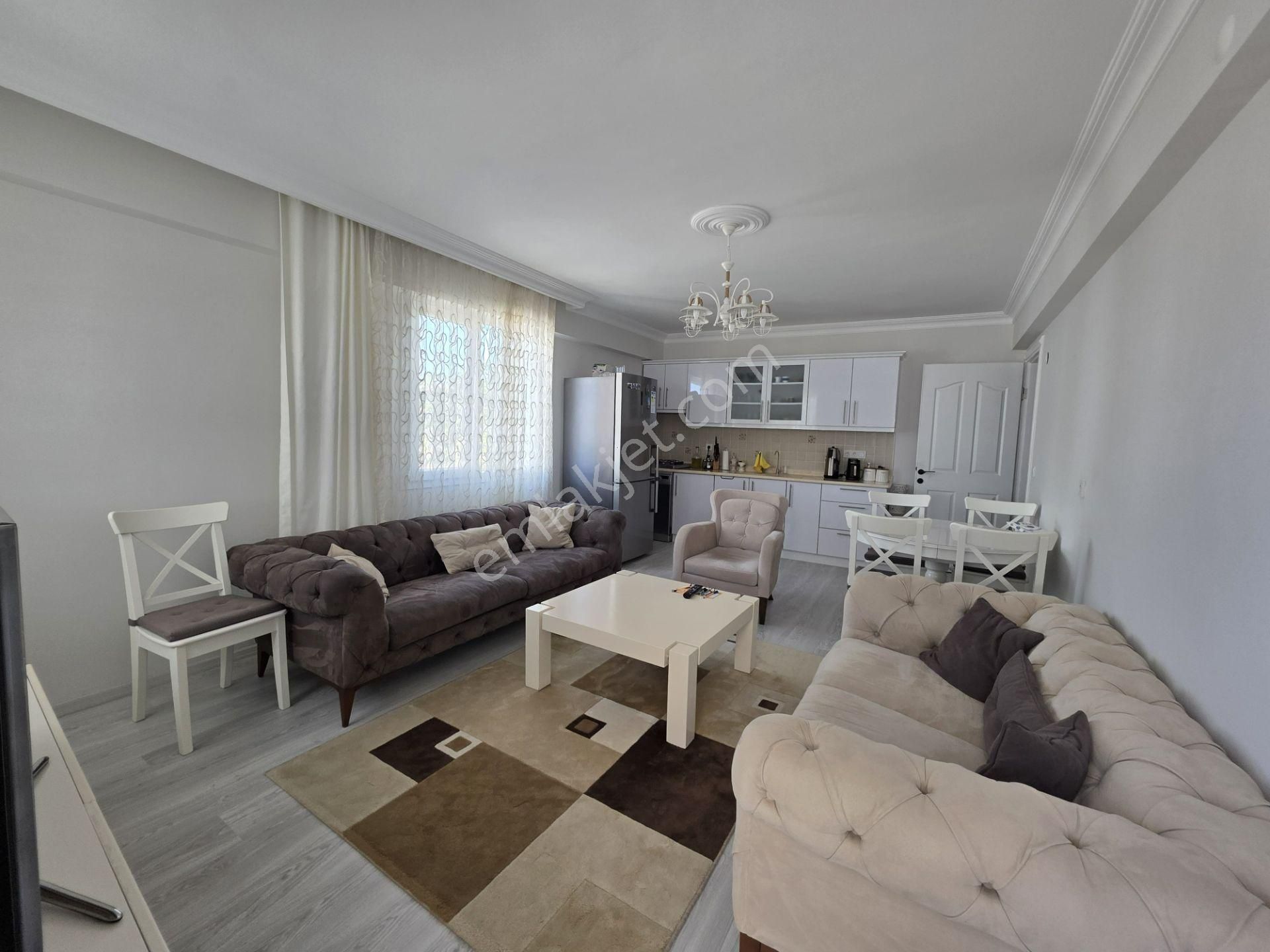 Takasa Açık - Didimde Havuzlu Sitede 1. Kat Ön Cephe 2+1 Daire