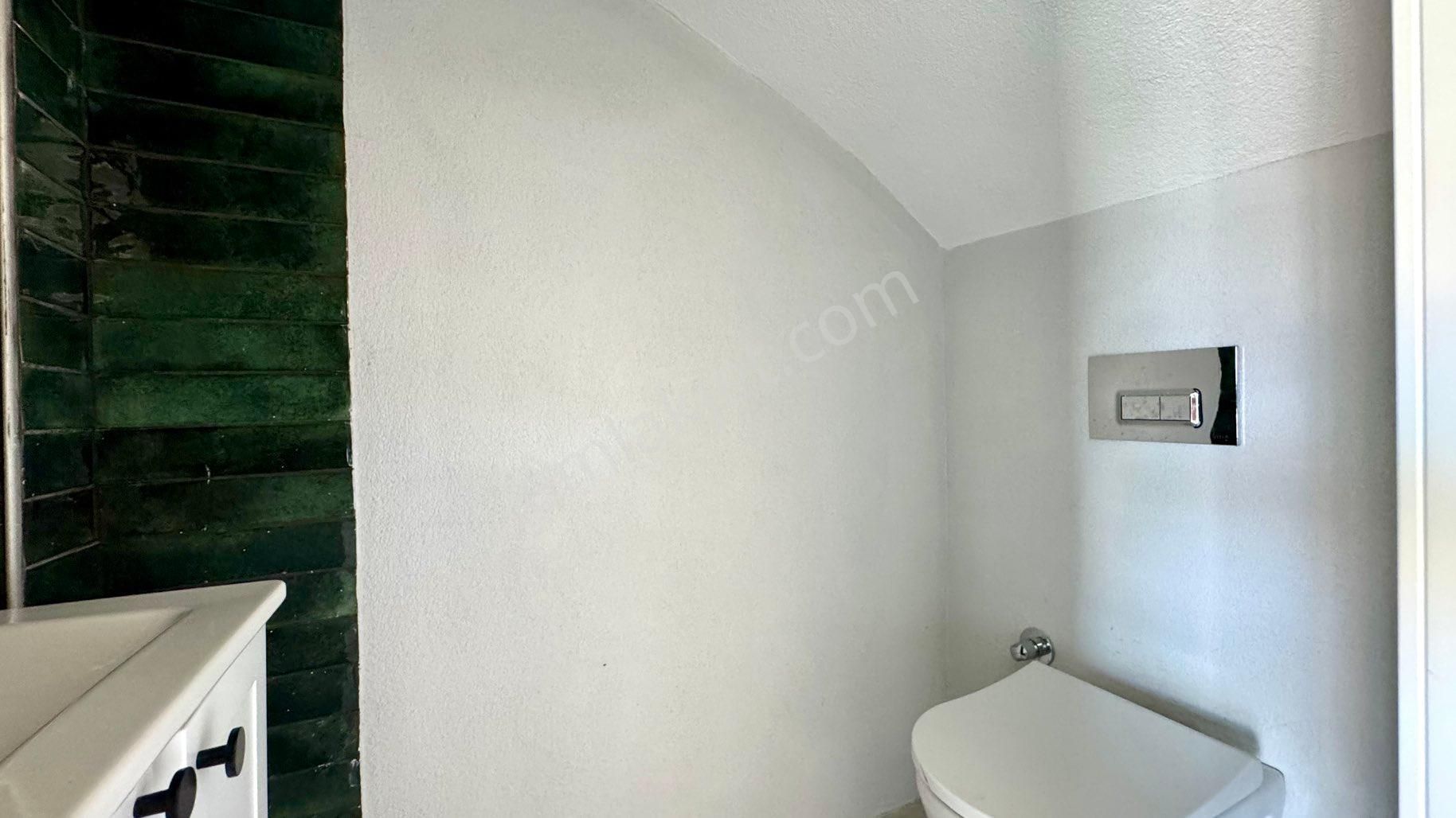 Eski Foça Atatürk Mahallesi’nde Modern Mimarili 2 Katlı Yeni Villa - Görsel 15