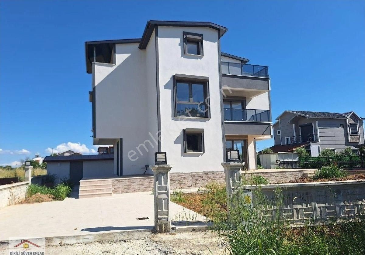 Dikili Güven Emlaktan Salihleraltında Satılık Villa - Görsel 17