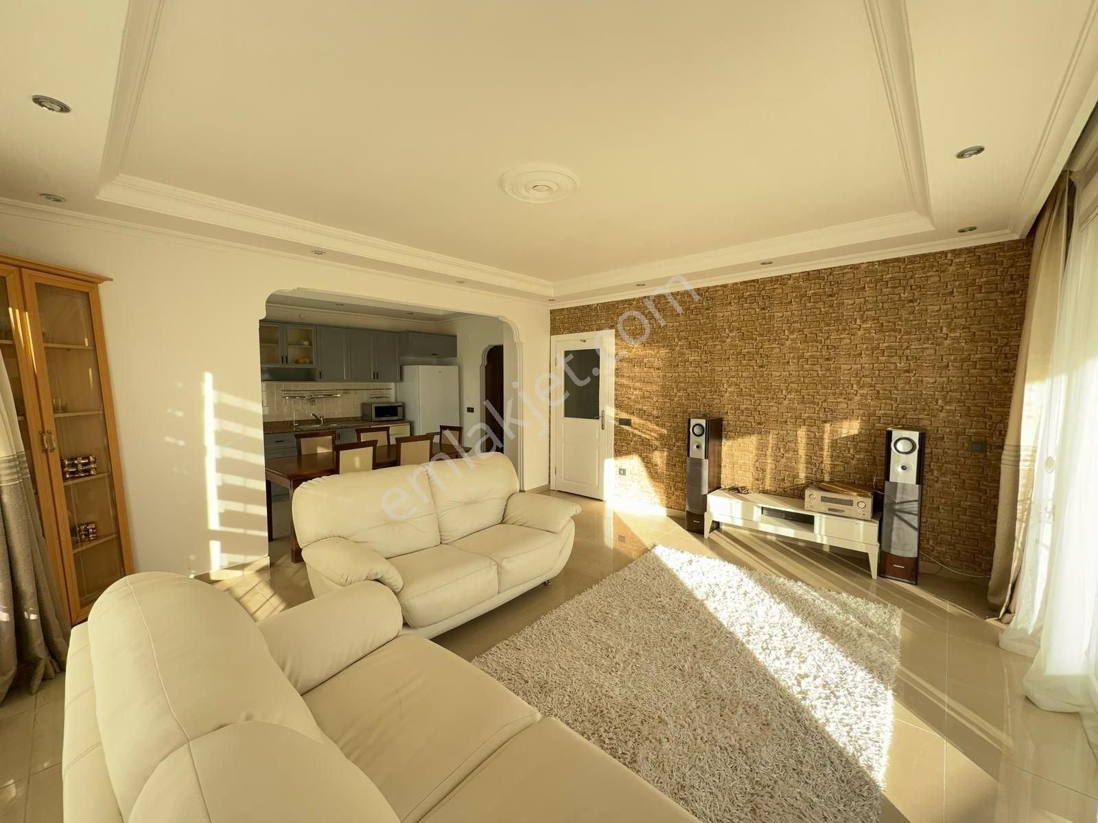 Big Duplex 4+1 Oba Furniture 450m Beach