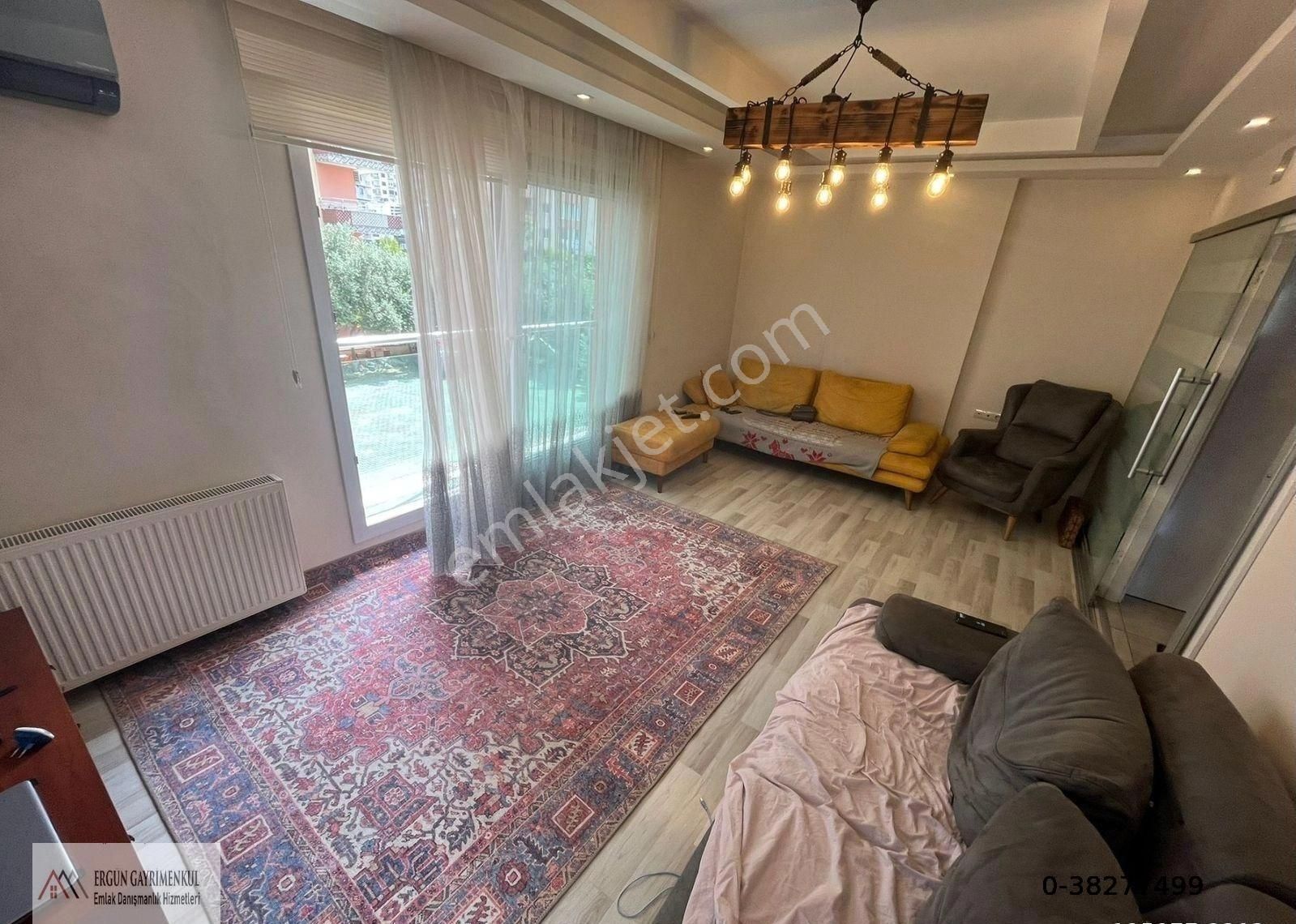 Ergünden Hürriyette Ayrımutfak Satılık Doğalgazlı 2+1 Daire