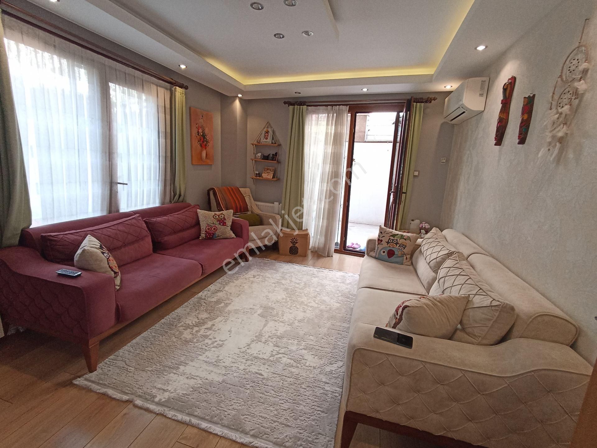 Deniz Köşklerde Dokuz Yıllık Binada Full Yeni Eşyalı 70 M2 2+1 Giriş Kat Daire