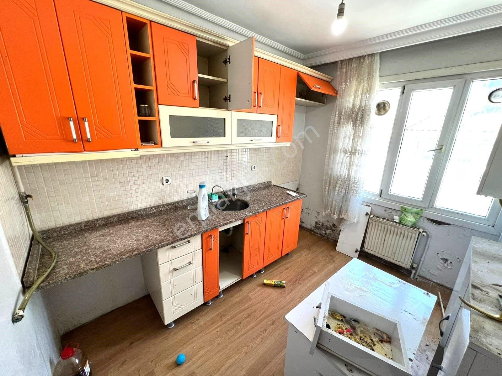 Seba'dan Kemalpaşa Mh 2+1 110m2 Asansörlü Temiz Kiralık Dairee..
