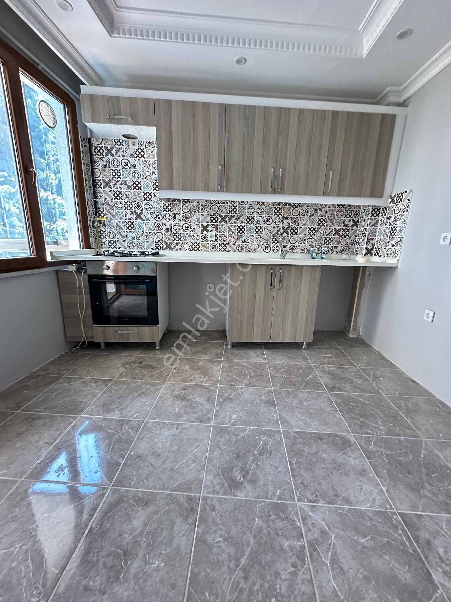 Kavaklı'da Kiralık 3+1 Daire