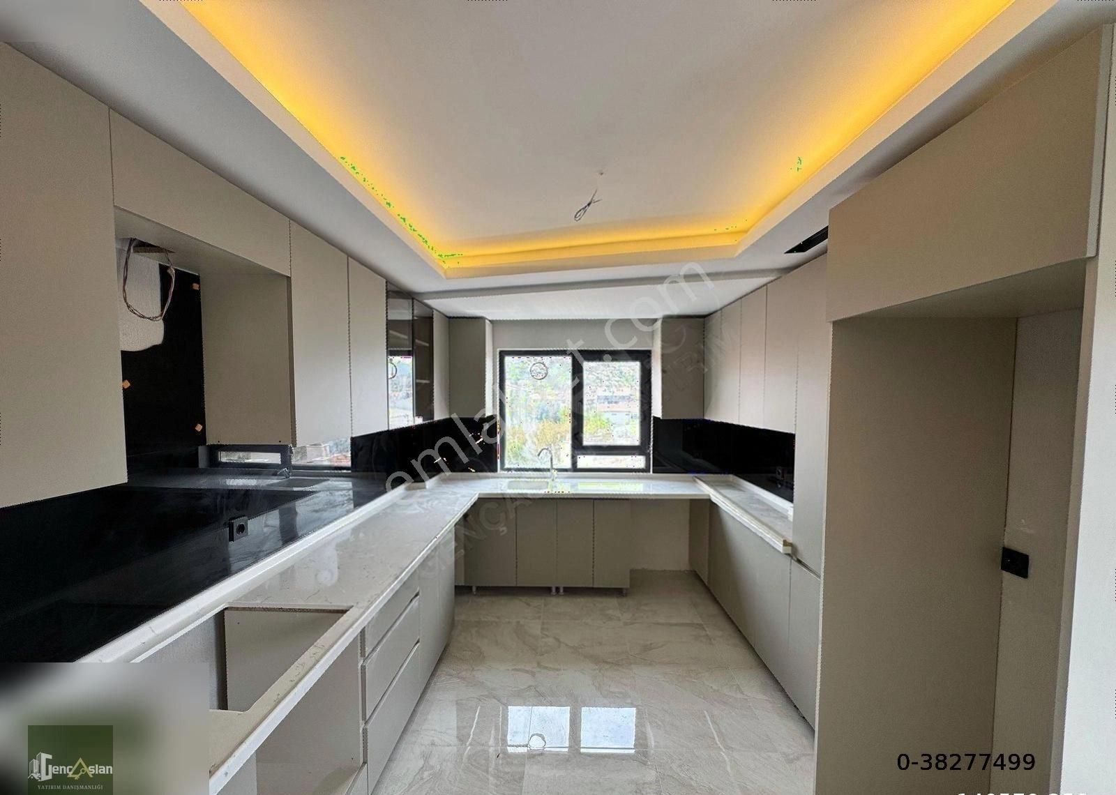 Gençaslan'dan Türközü Cad. Üstü Full Yapılı Ulra Lüx 2+1 Satılık