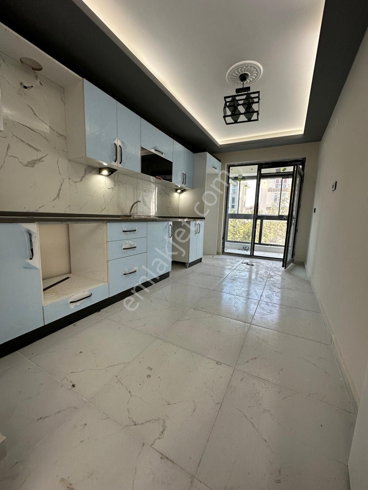 Conker İnşaat Emlak’tan Fatih Mah. 3+1 Kiralık Daire