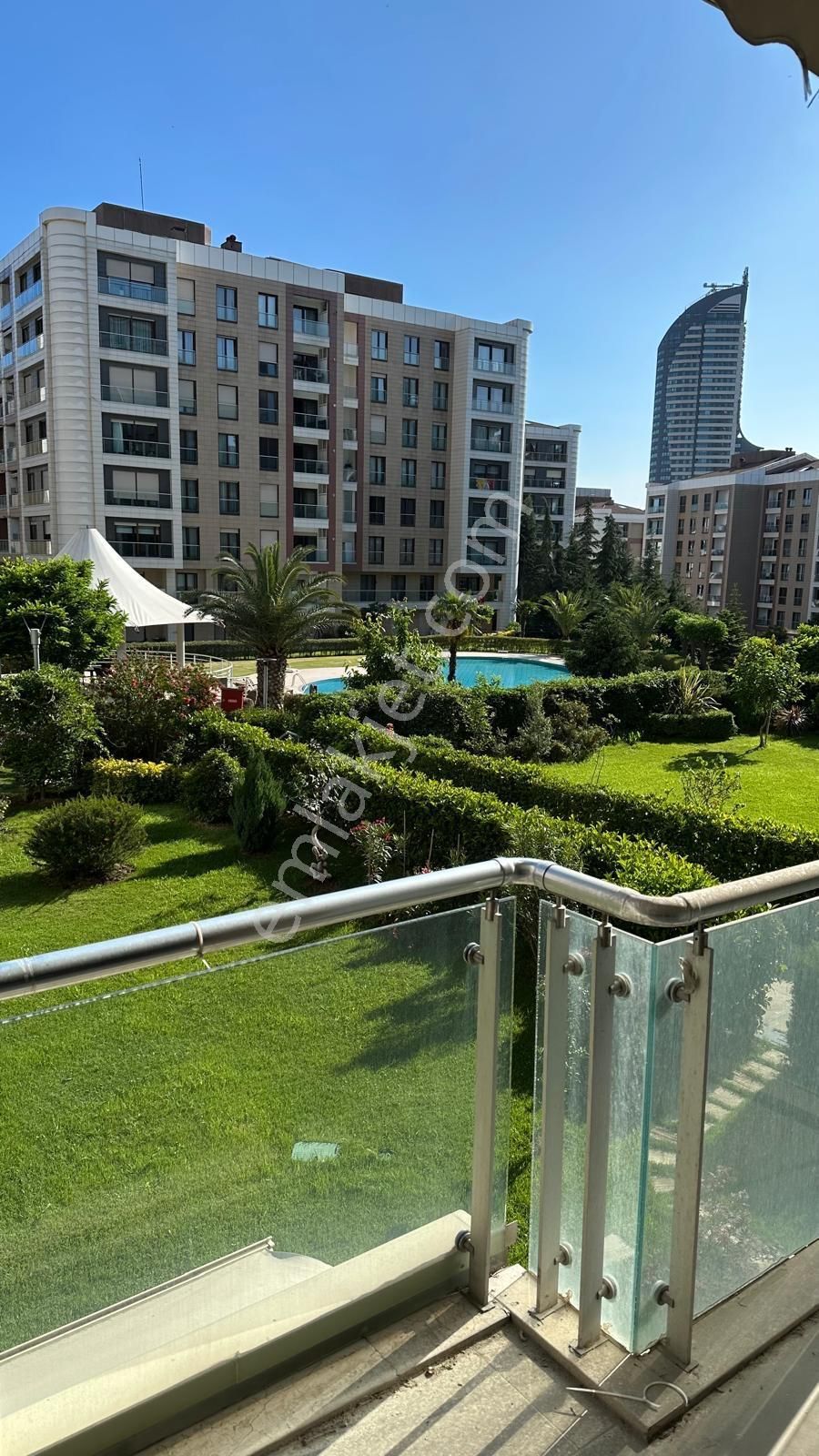 Almondhill Sitesi 4+1 Havuz Cepheli Büyük Balkonlu Boş Daire